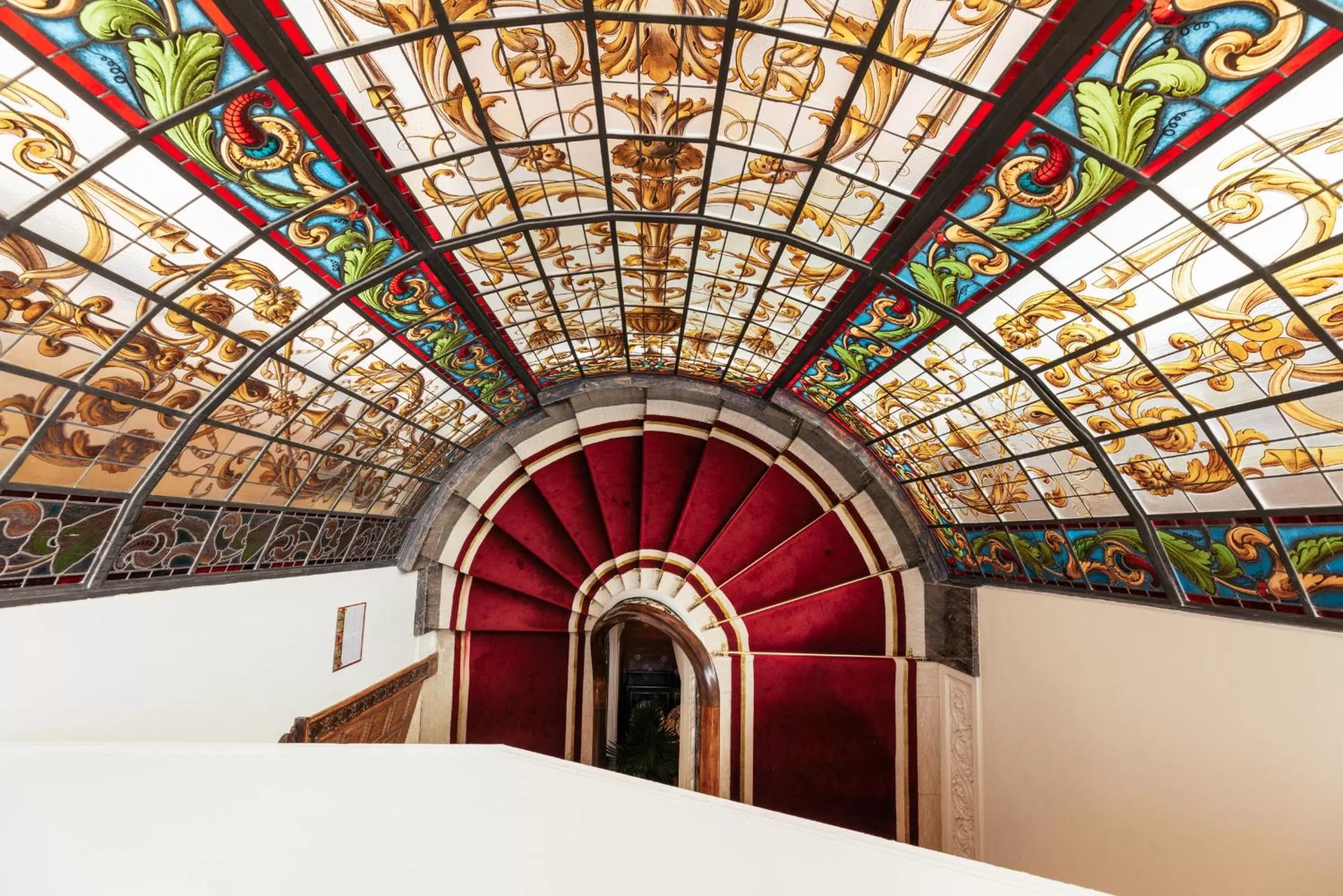 Lobby or reception, Bed in Hospes Infante Sagres Porto - Small Luxury Hotels Of The World