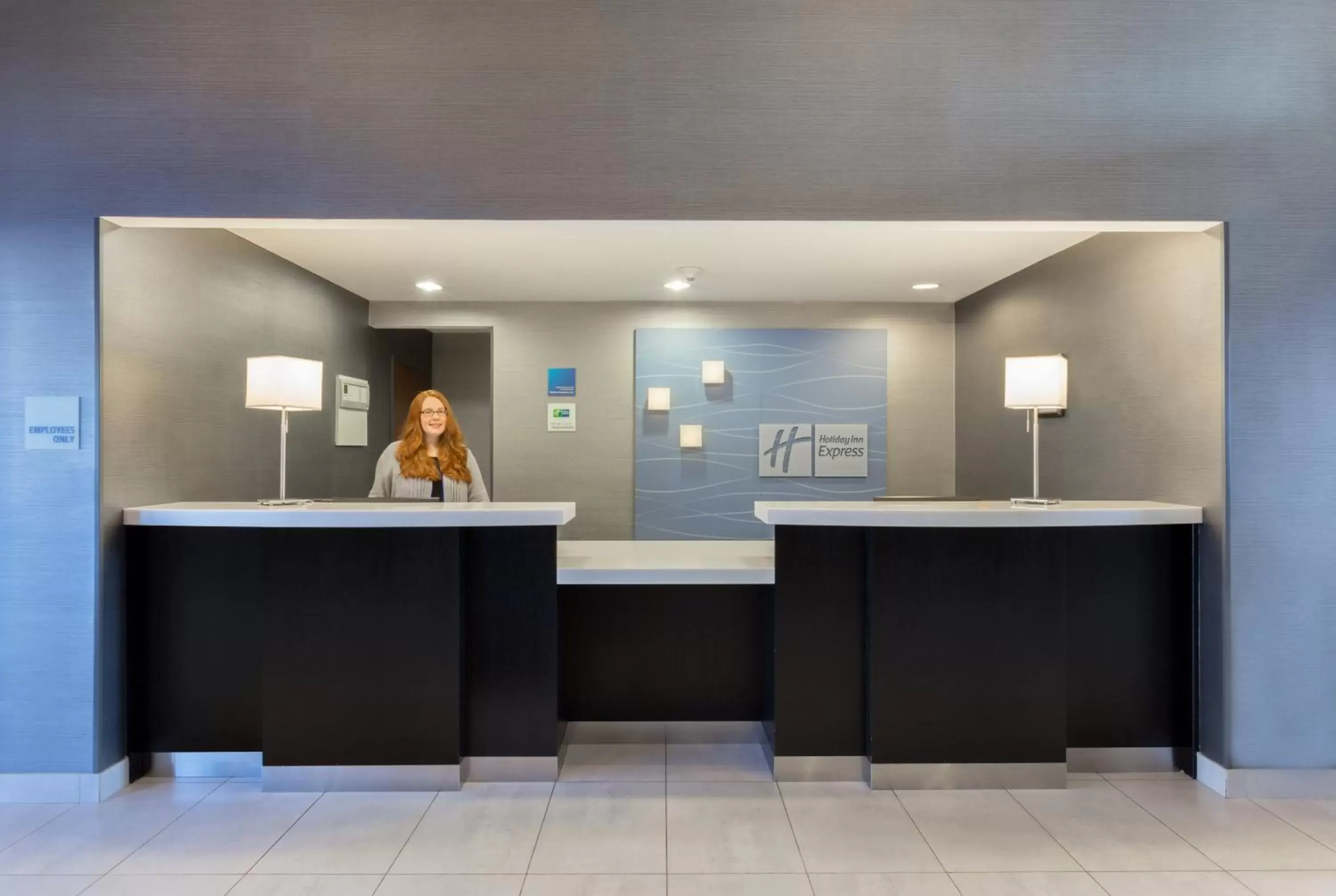 Property building, Lobby/Reception in Holiday Inn Express & Suites Cooperstown, an IHG Hotel