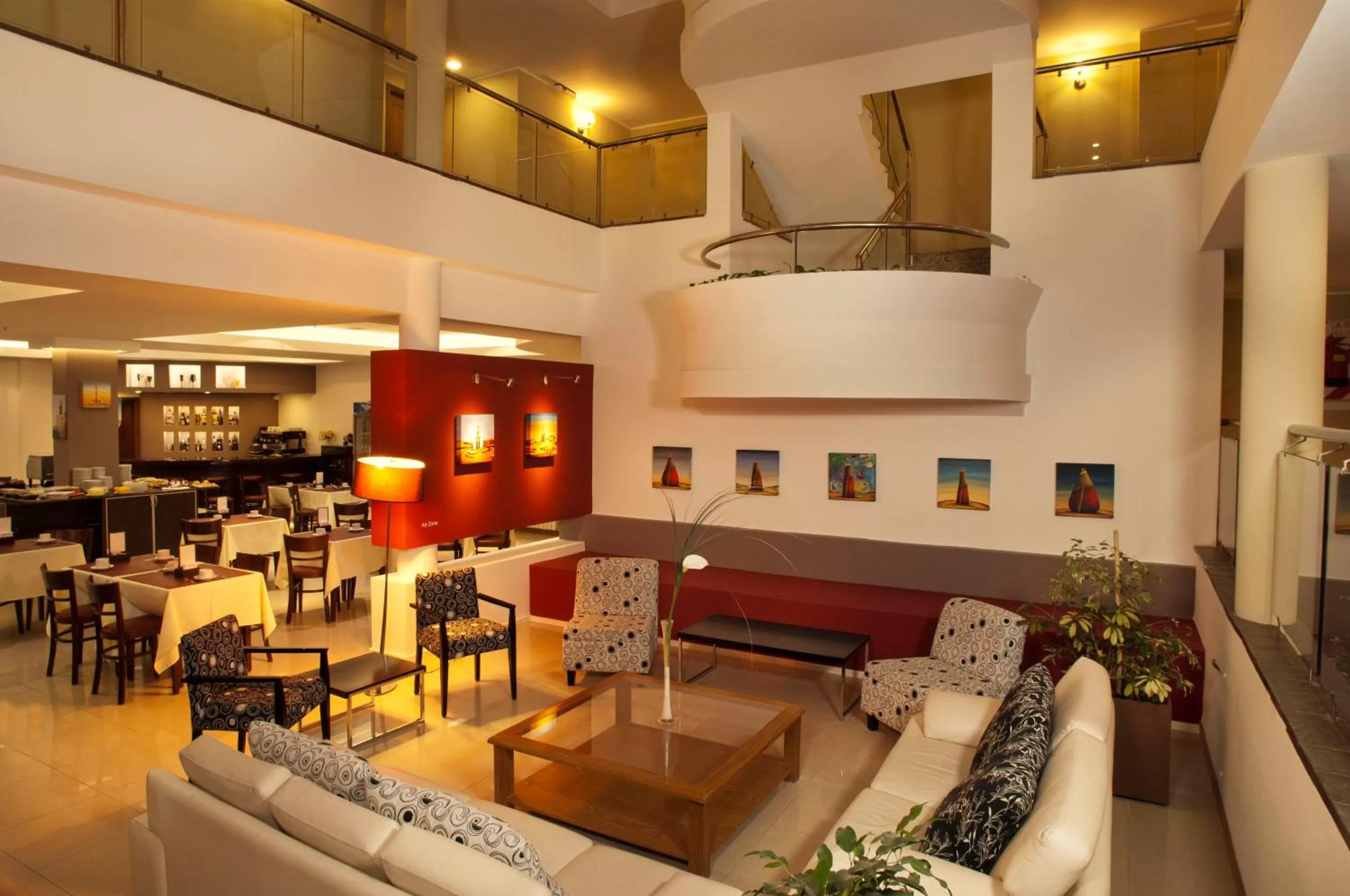 Restaurant/places to eat in Hotel Piren