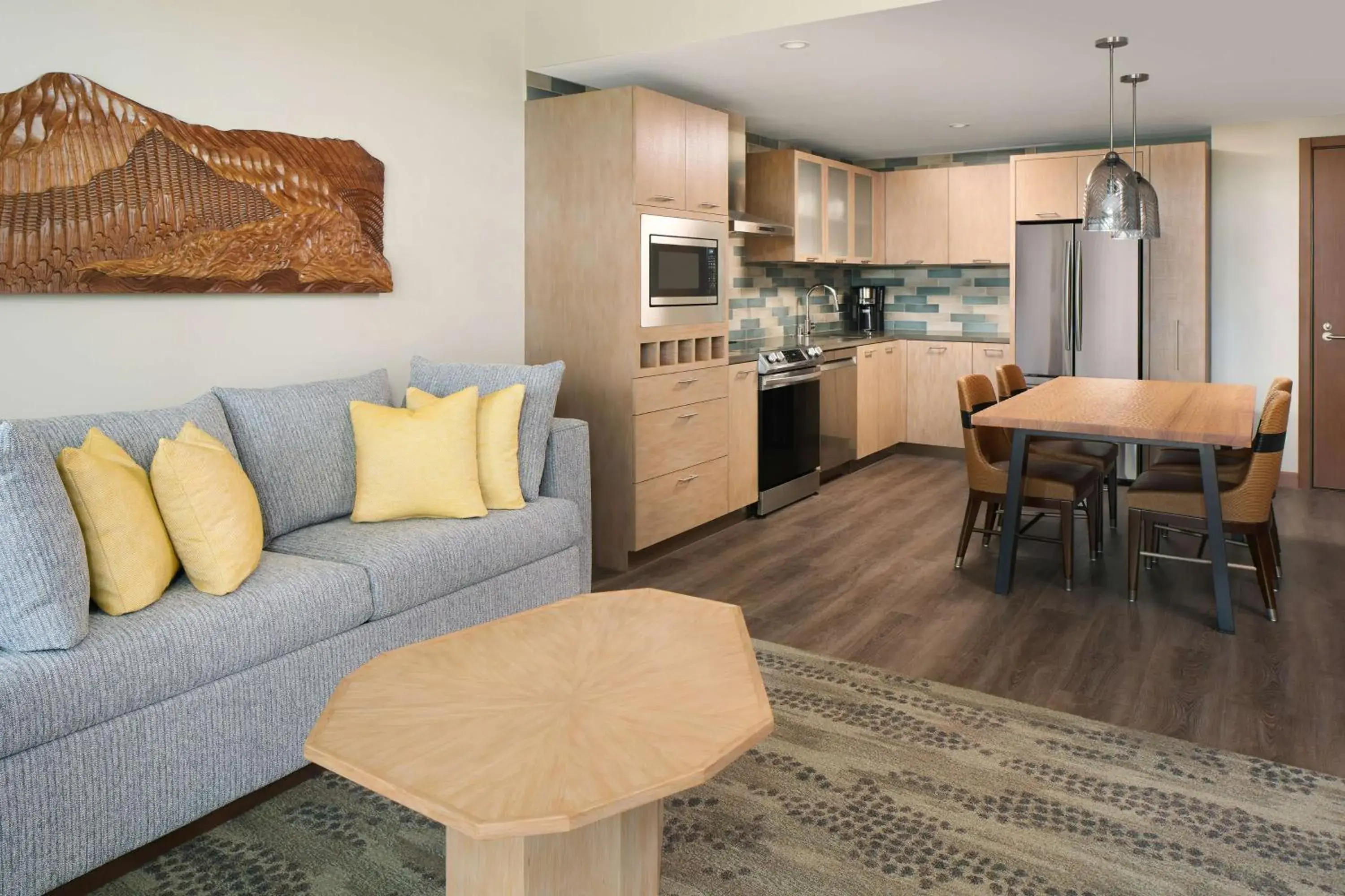 Kitchen or kitchenette, Seating Area in Hilton Grand Vacations Club Maui Bay Villas