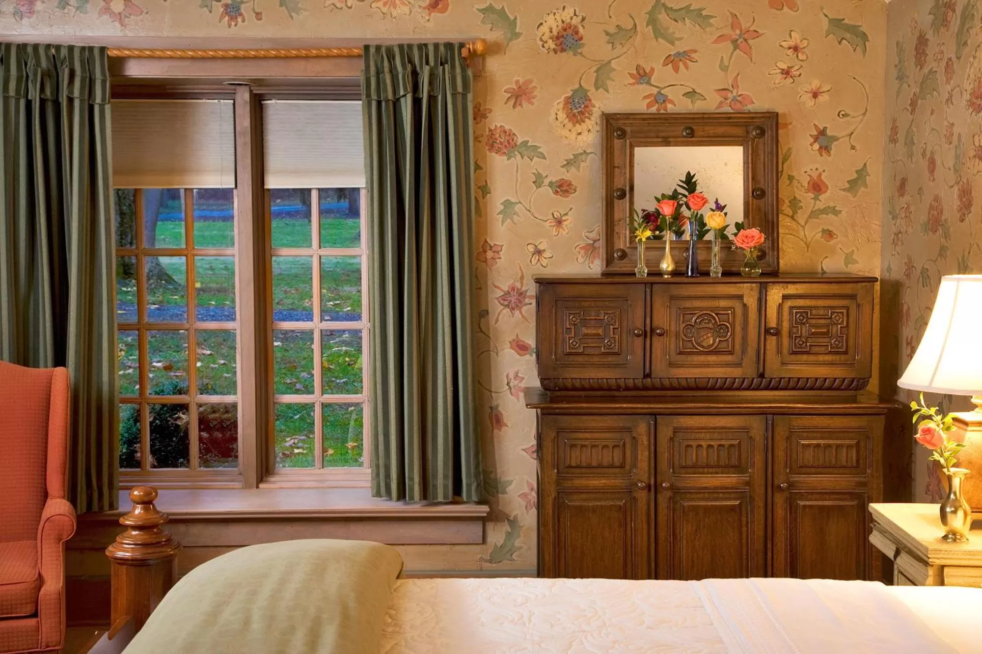 Bed in Hillbrook Inn & Spa