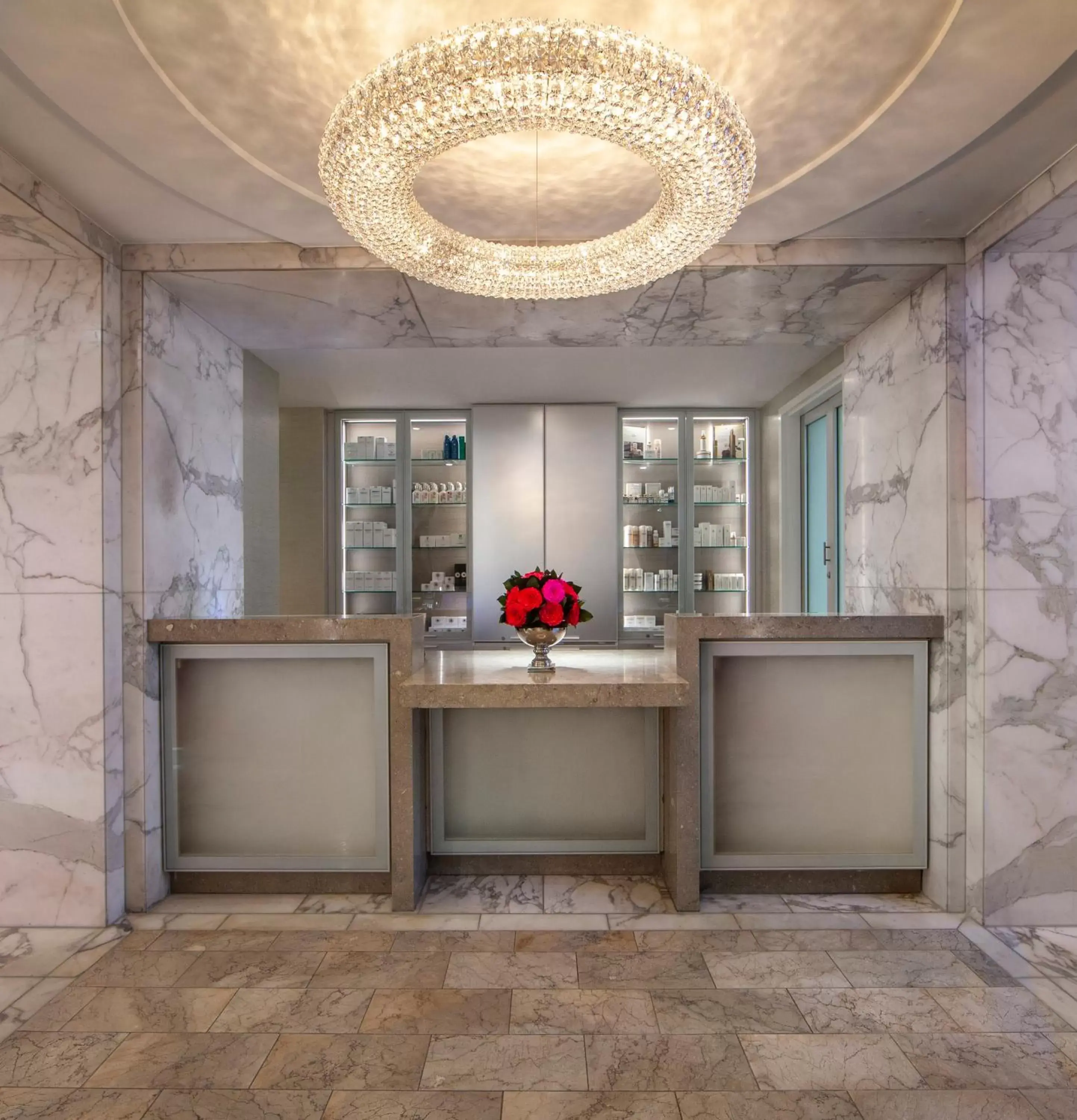 Spa and wellness centre/facilities in The Peninsula Beverly Hills Spa and wellness centre/facilities in The Peninsula Beverly Hills