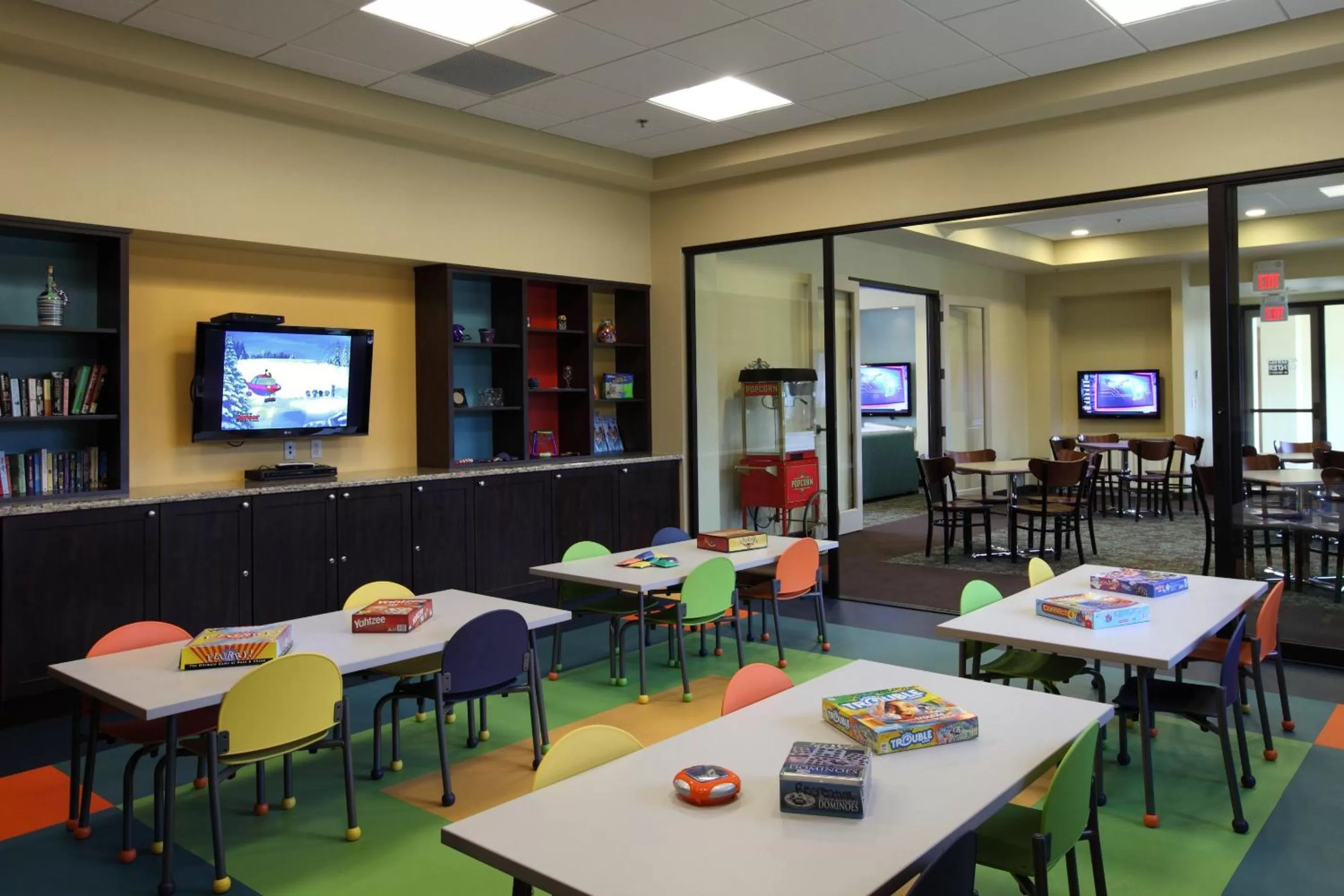 Restaurant/places to eat in FantasyWorld Resort