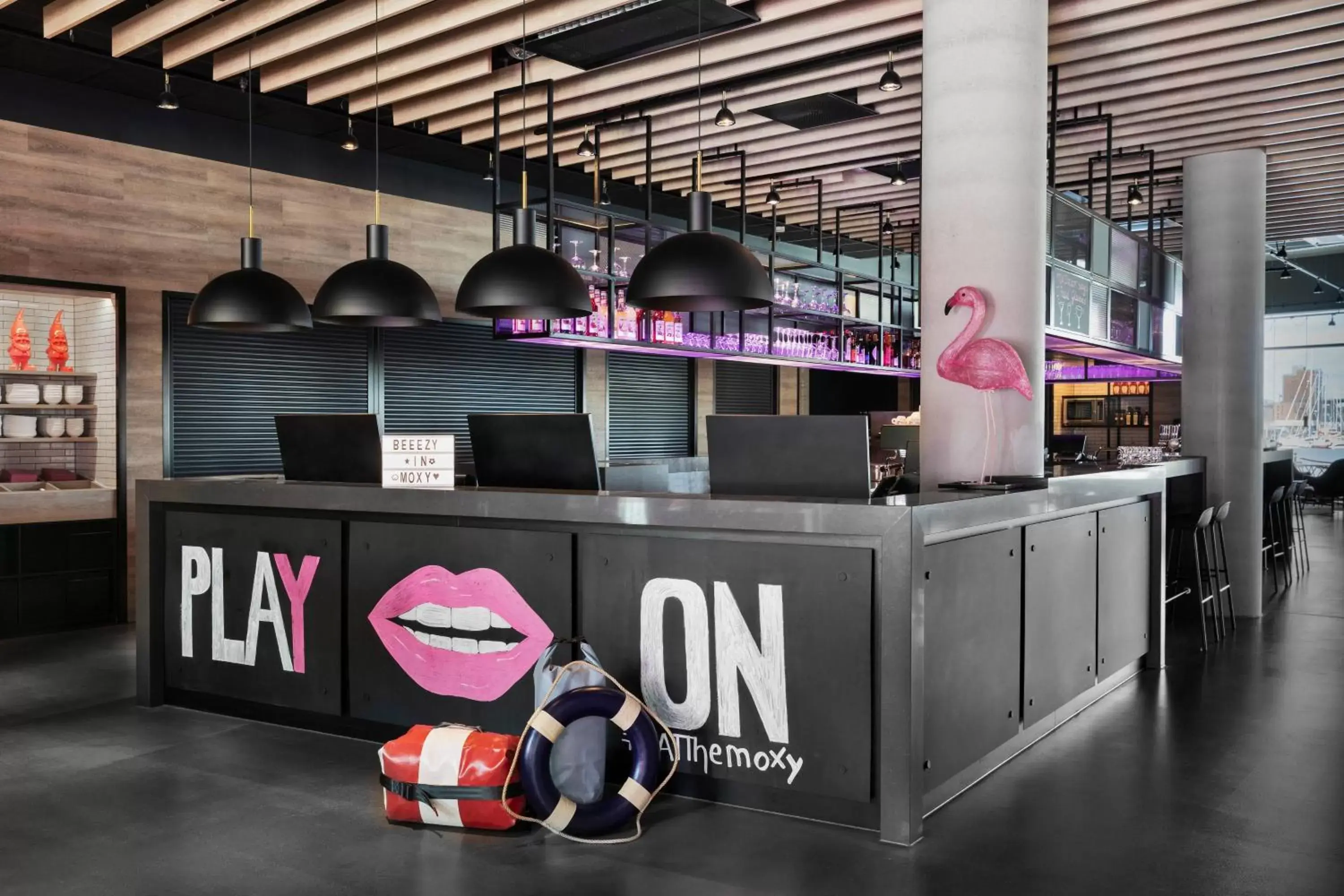 Lobby or reception in Moxy Bergen