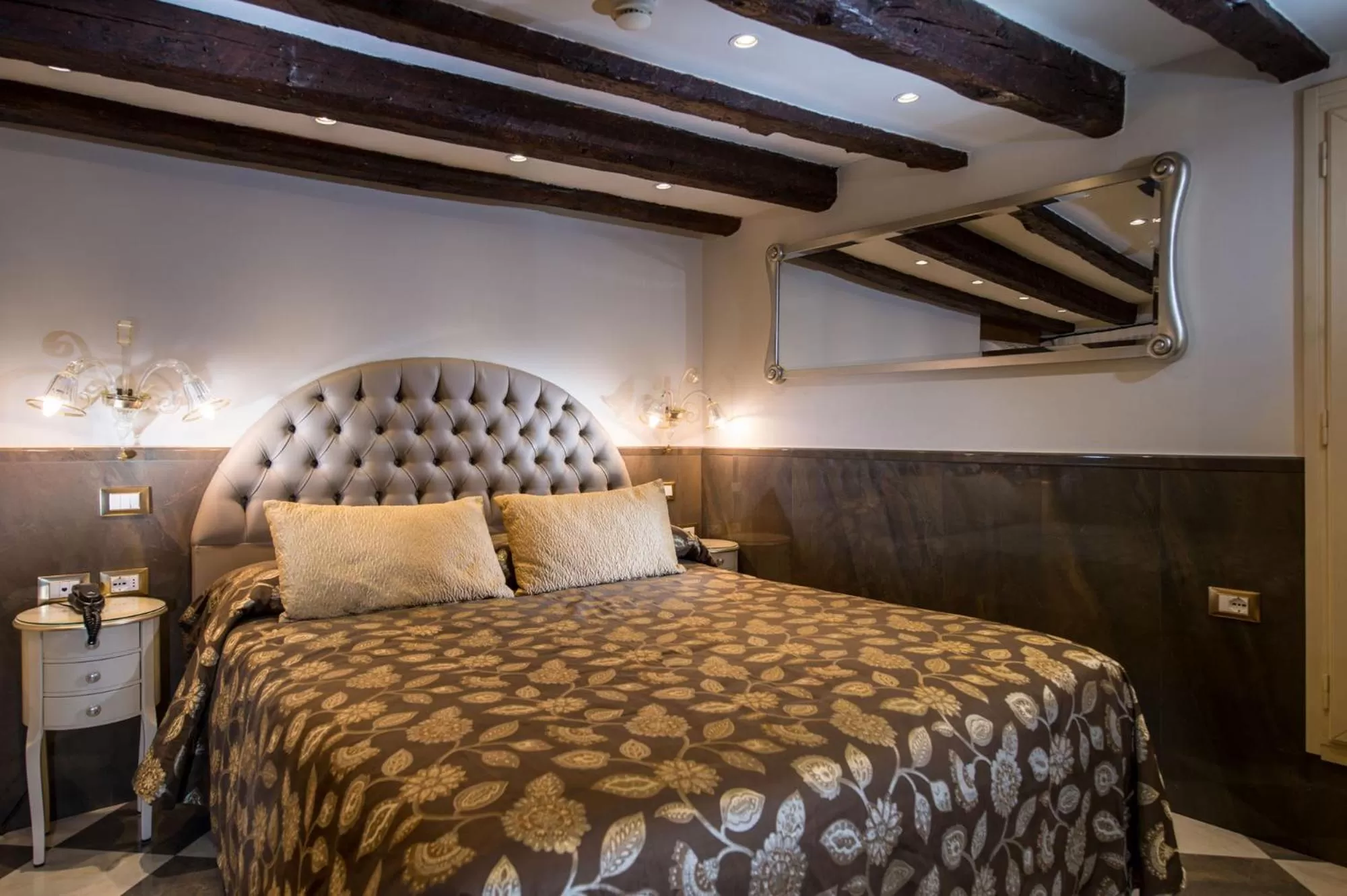 Bed in Hotel Ca' Marinella