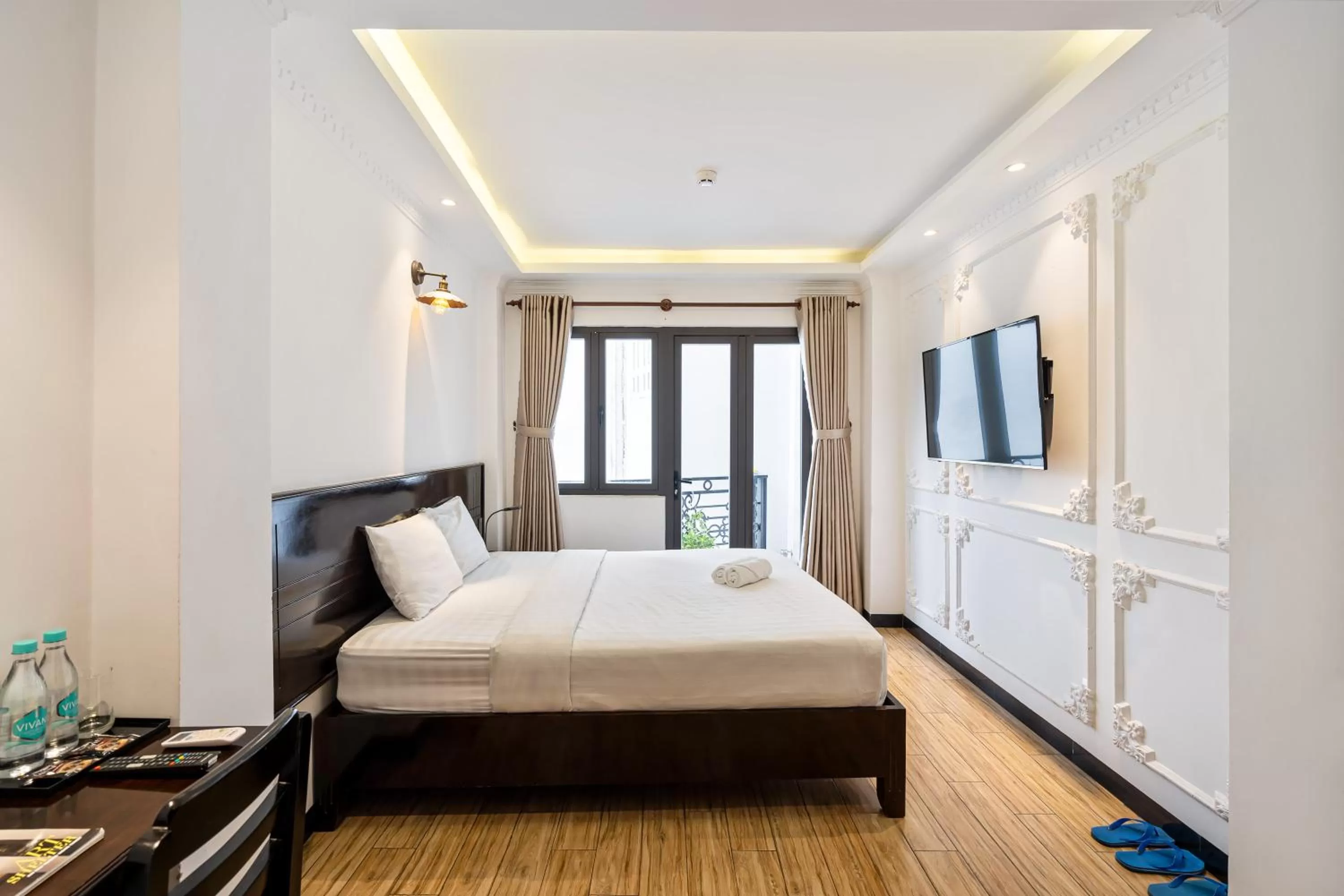 Photo of the whole room, Bed in Lotus Laverne Hotel