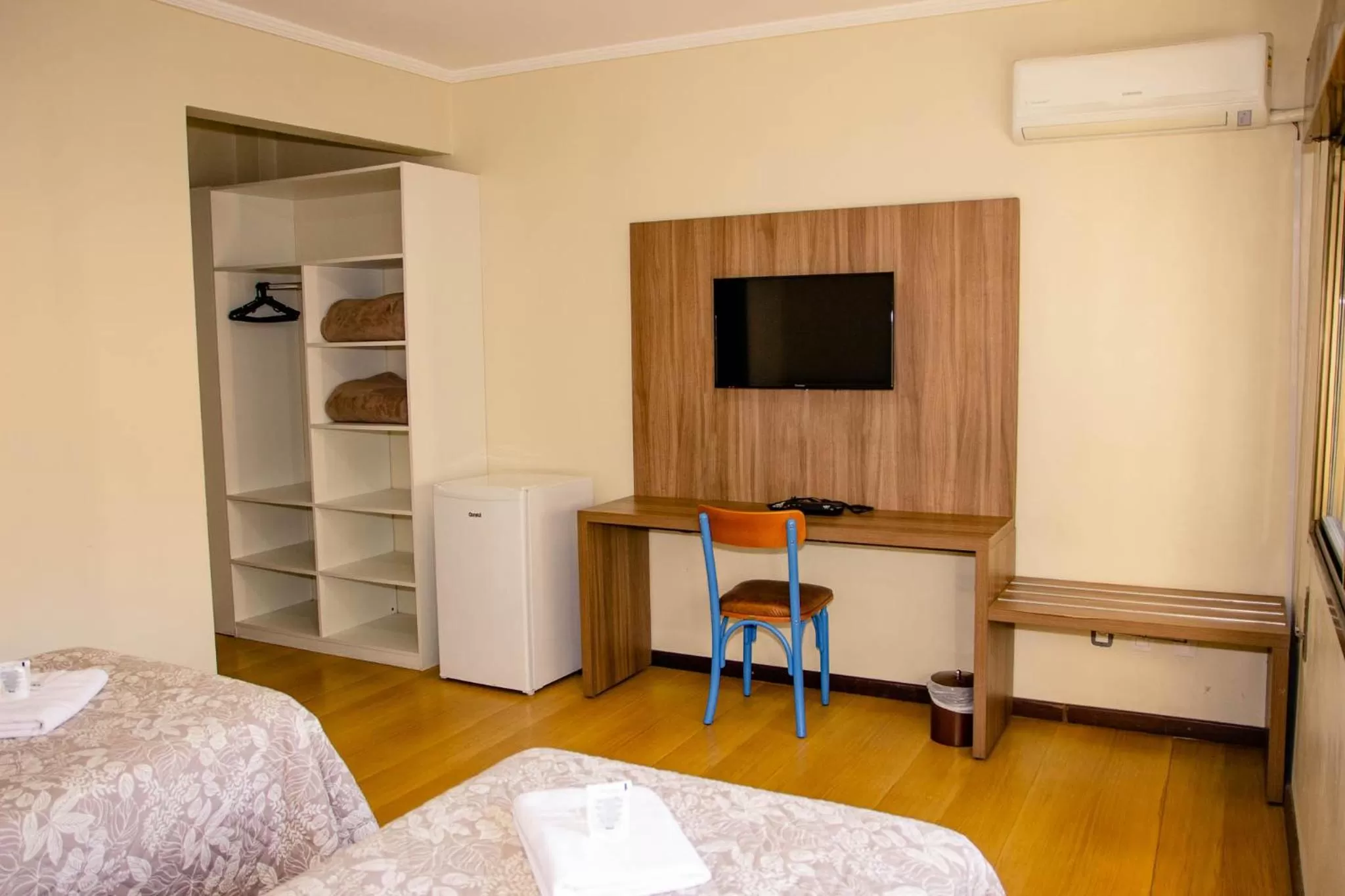 Bedroom, Bed in Hotel Letto Caxias