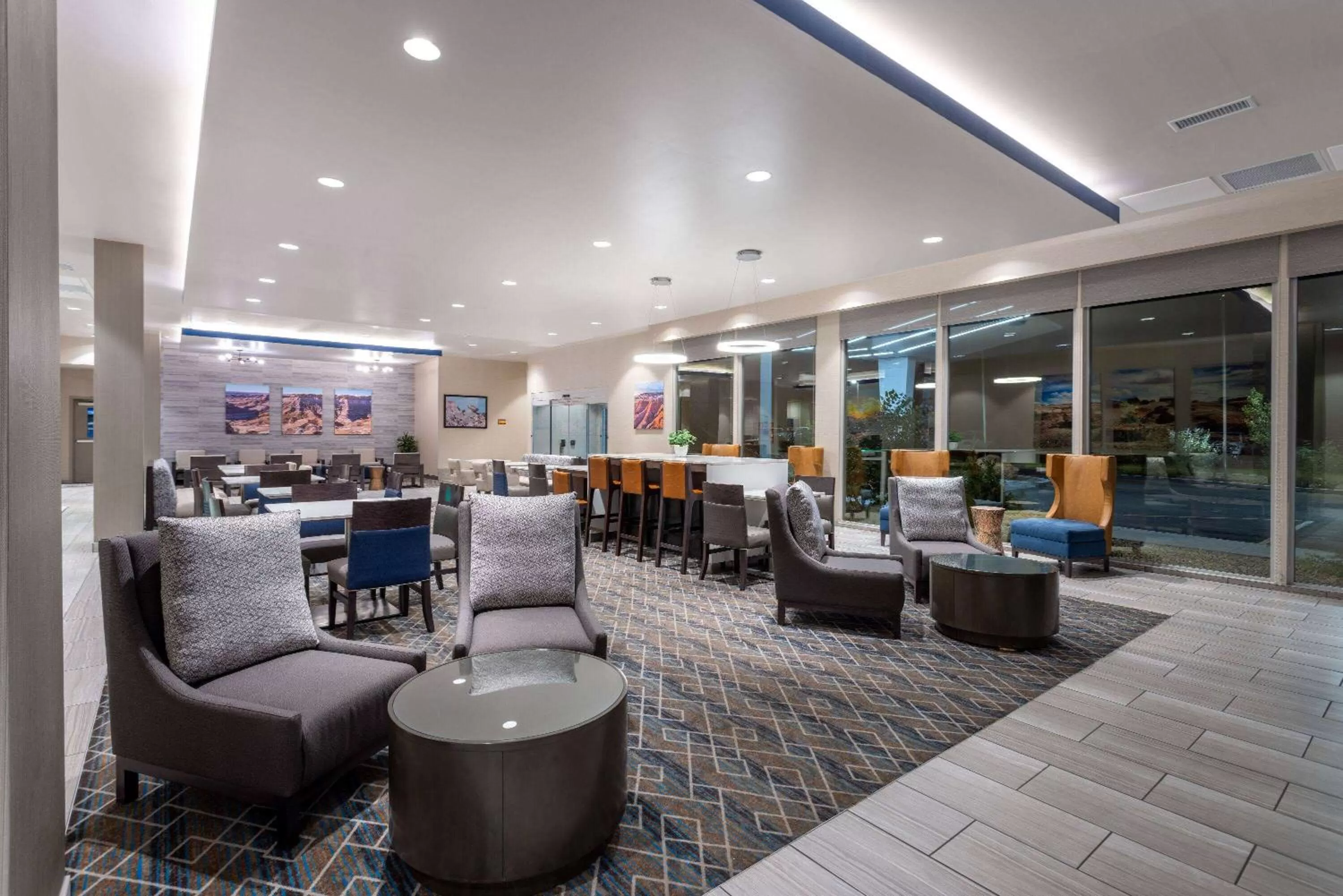 Lobby or reception in La Quinta Inn & Suites by Wyndham Holbrook Petrified Forest