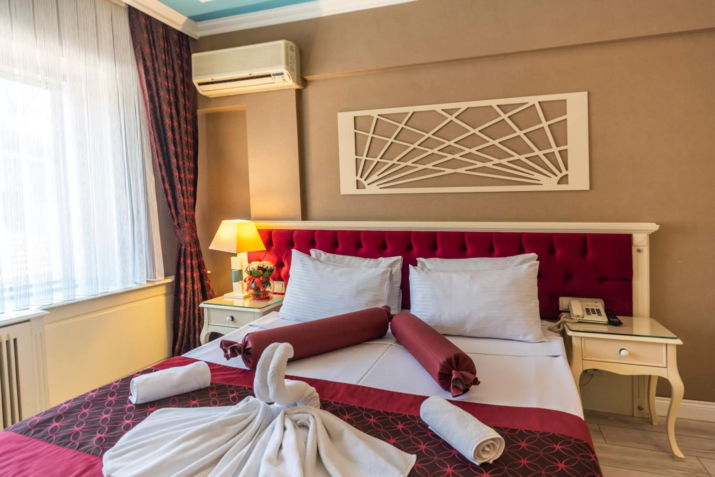 Photo of the whole room, Bed in Viva Deluxe Hotel