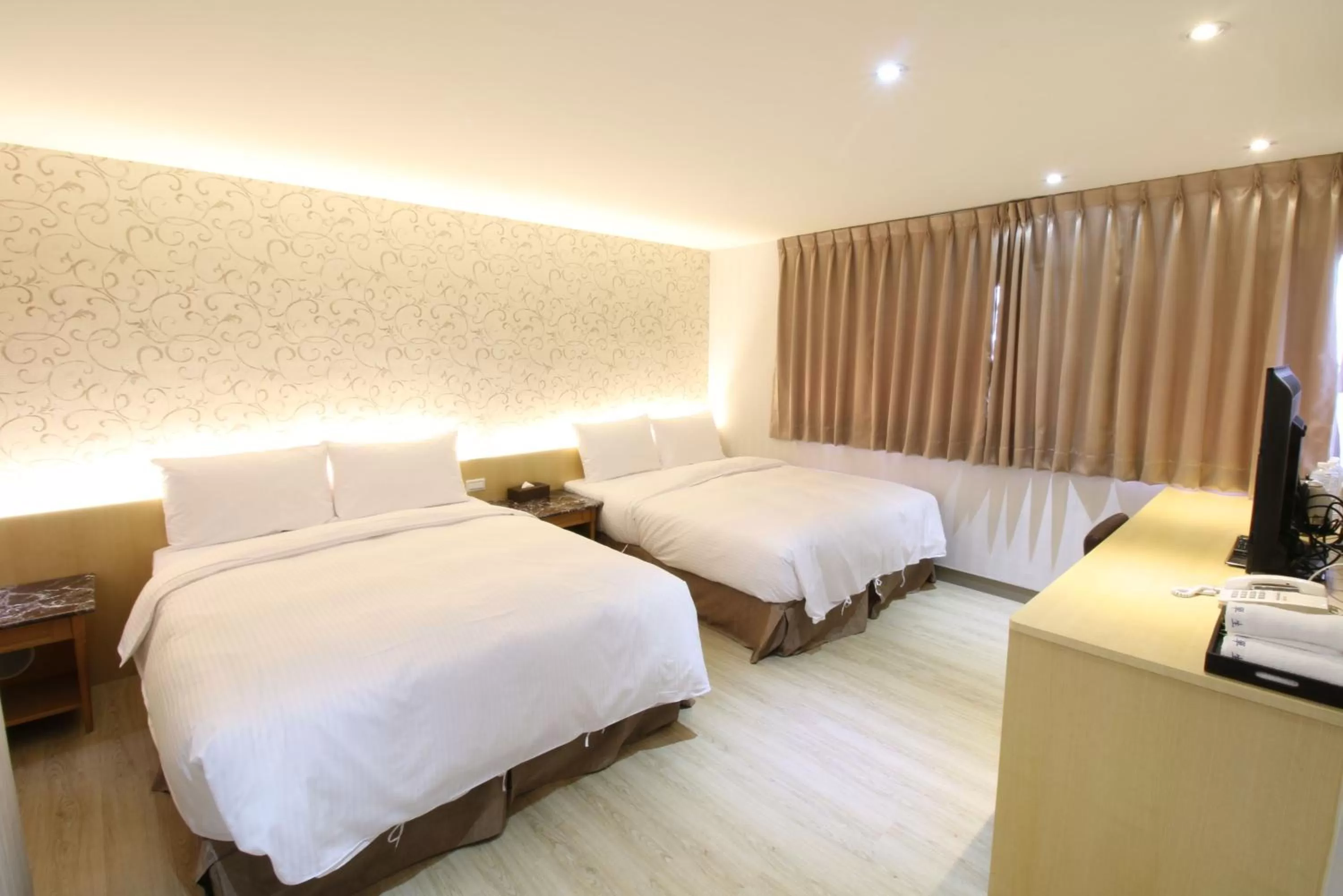 bunk bed in Simple Life Kaohsiung