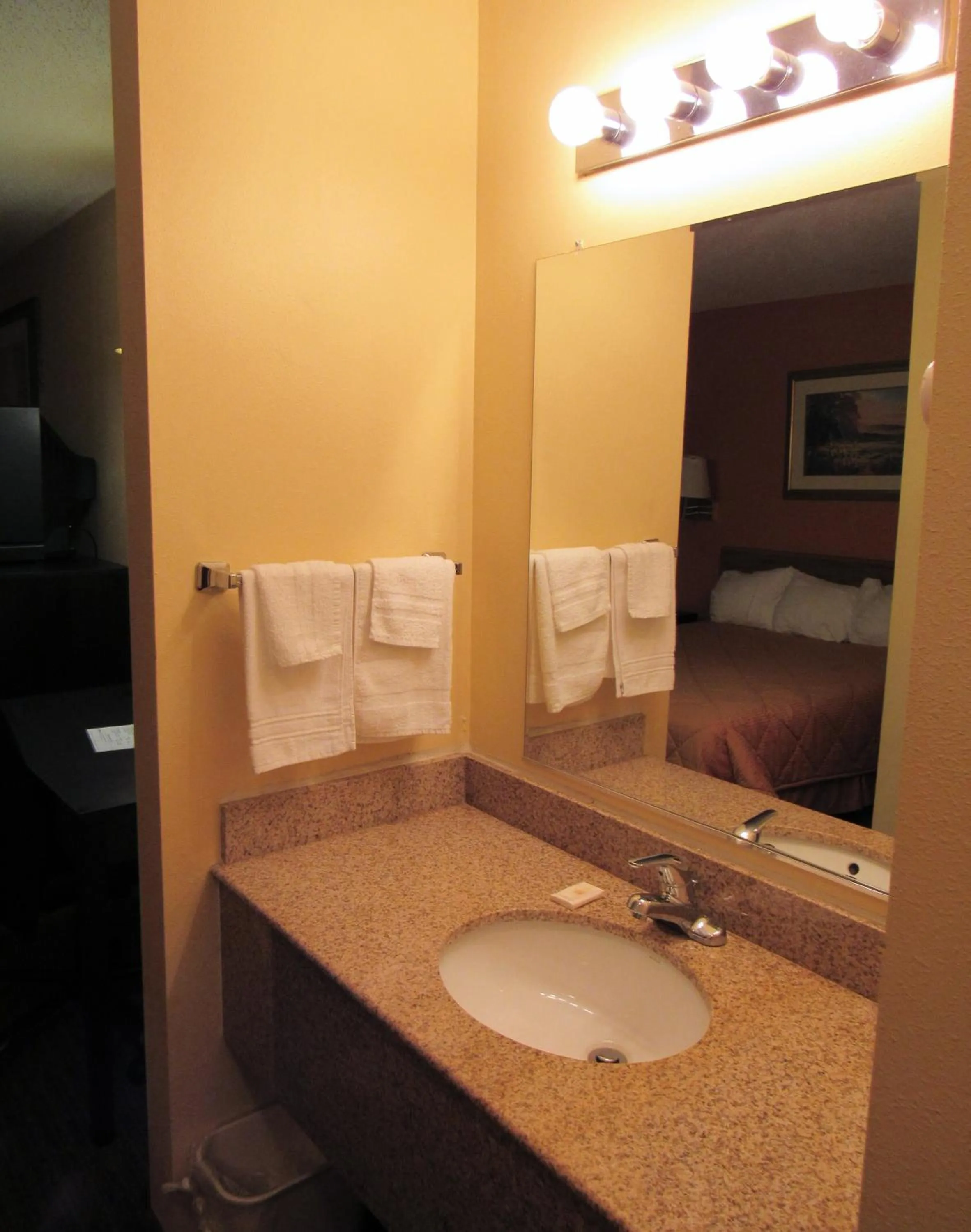 Bathroom in RedRock Inn Sioux Falls