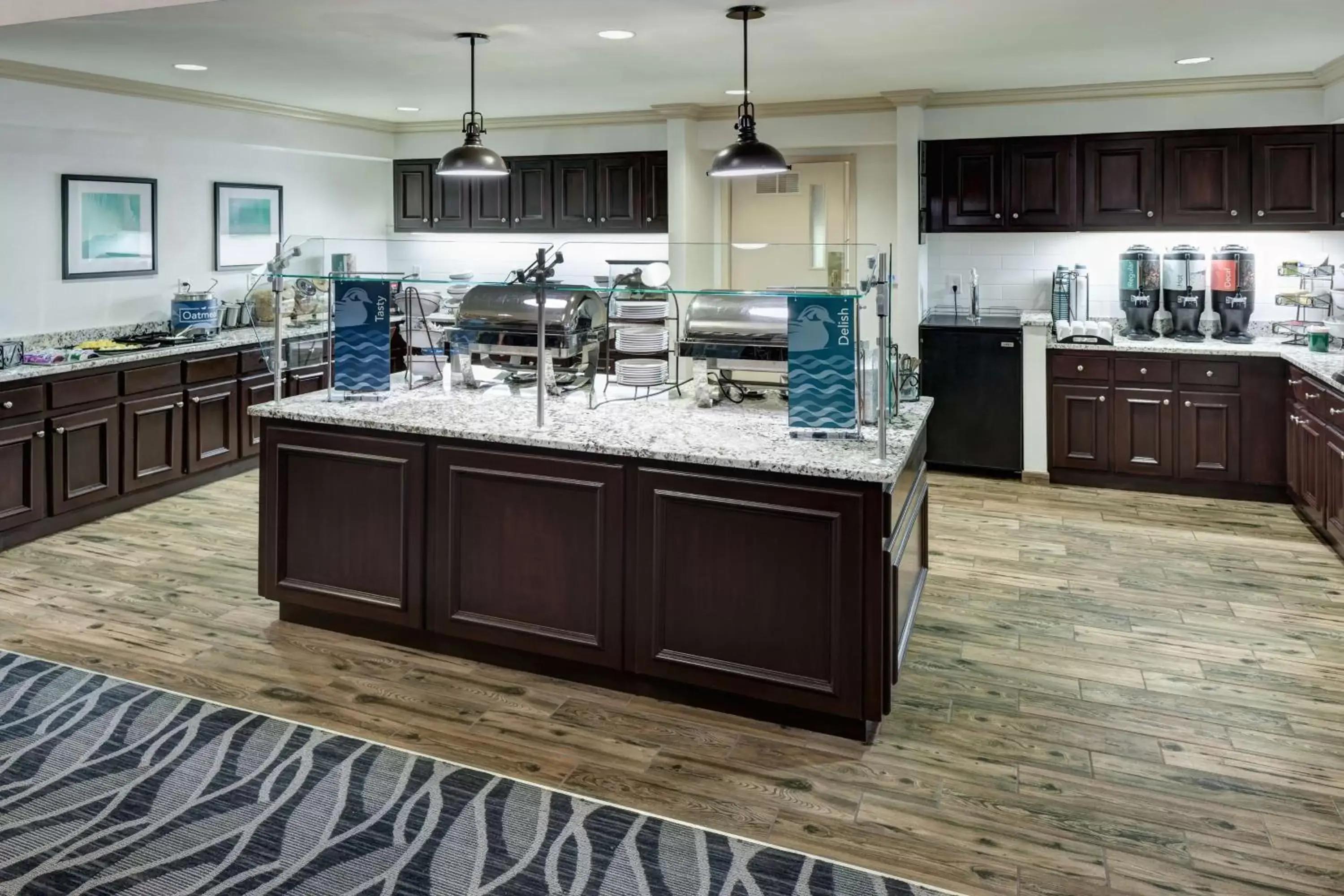 Breakfast, Kitchen/Kitchenette in Homewood Suites by Hilton Mahwah