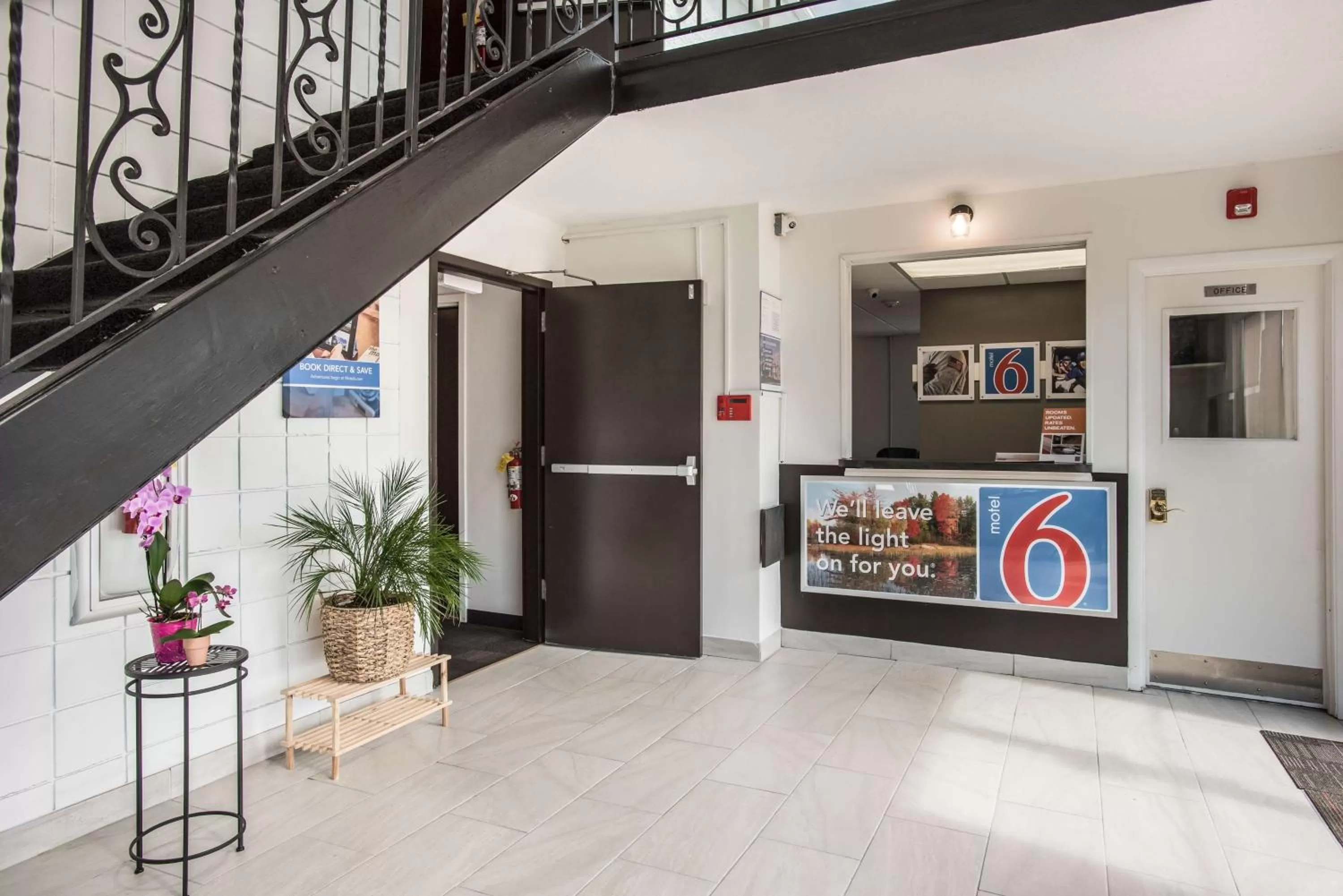 Lobby or reception in Motel 6-Somers Point, NJ - Ocean City - Wild Wood Beach