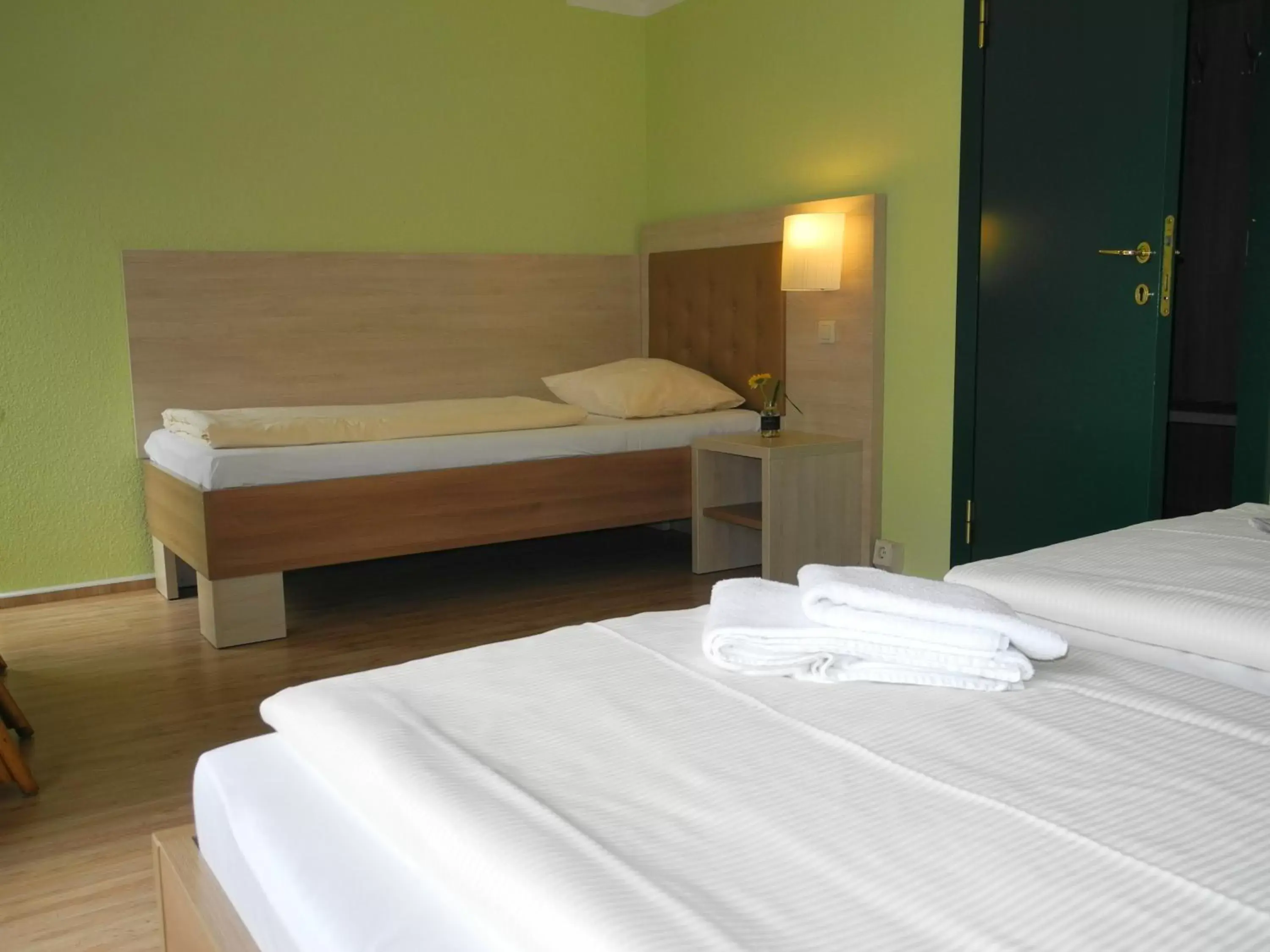 Bedroom, Bed in Waldhotel Wandlitz