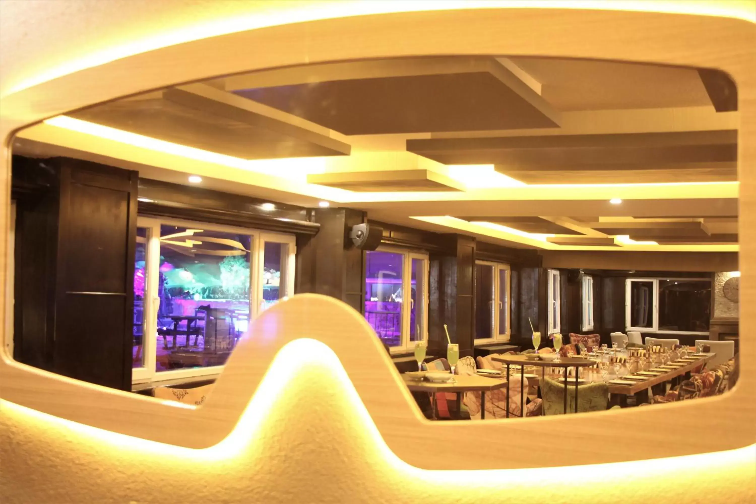 Lounge or bar in Dedeman Palandoken Resort Hotel