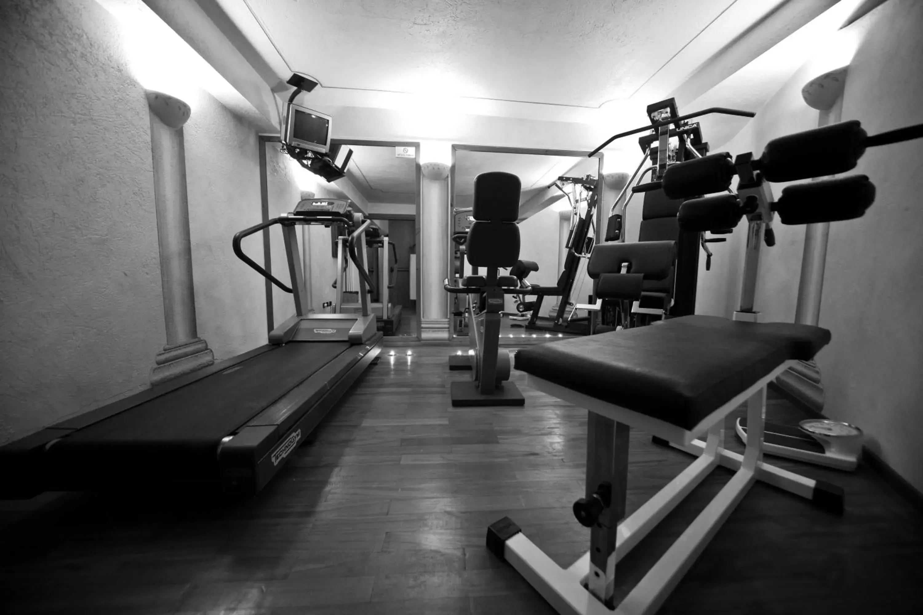 Fitness centre/facilities, Fitness Center/Facilities in Villa Novecento Romantic Hotel - Estella Hotel Collection