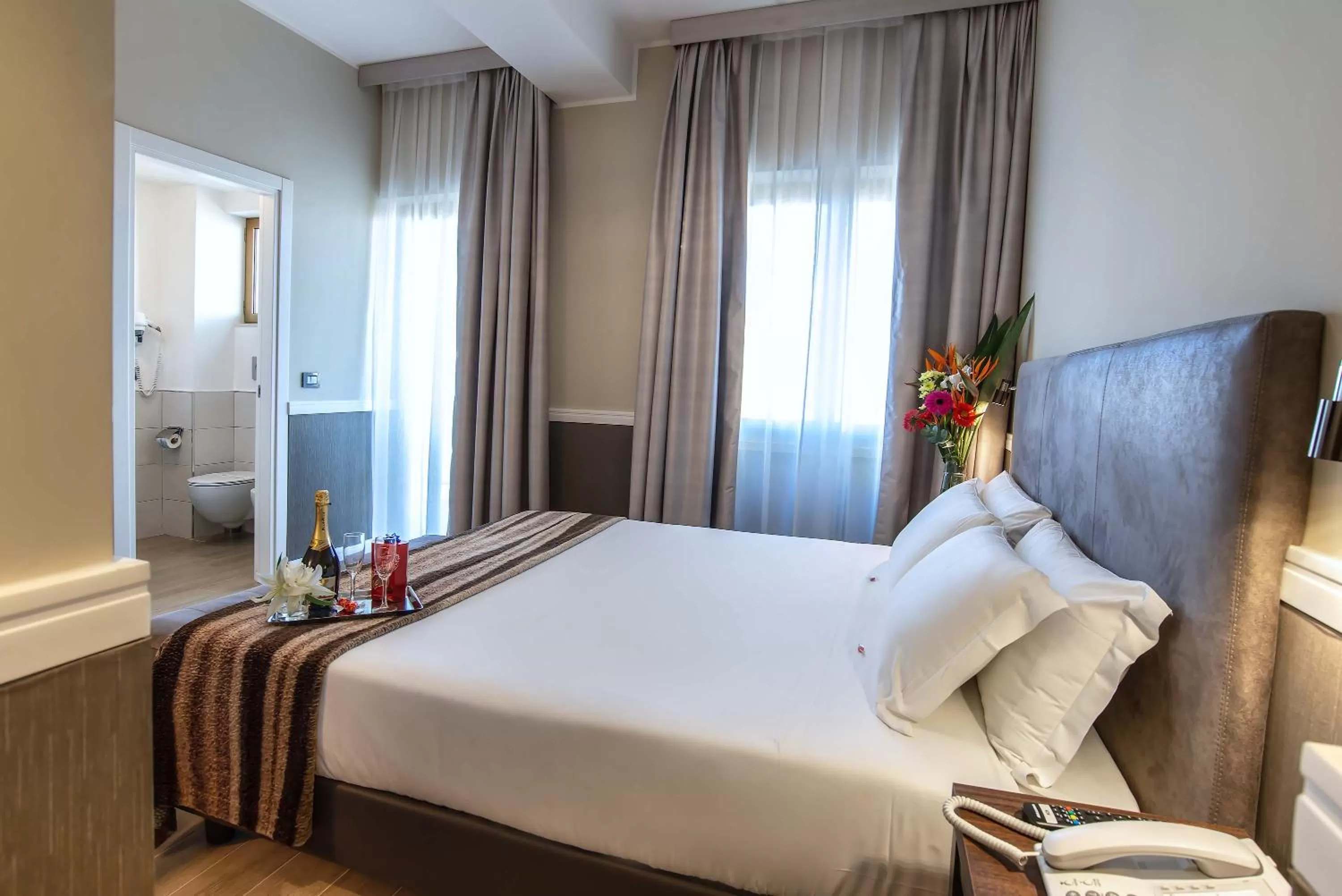 Photo of the whole room, Bed in Fragrance Hotel St. Peter