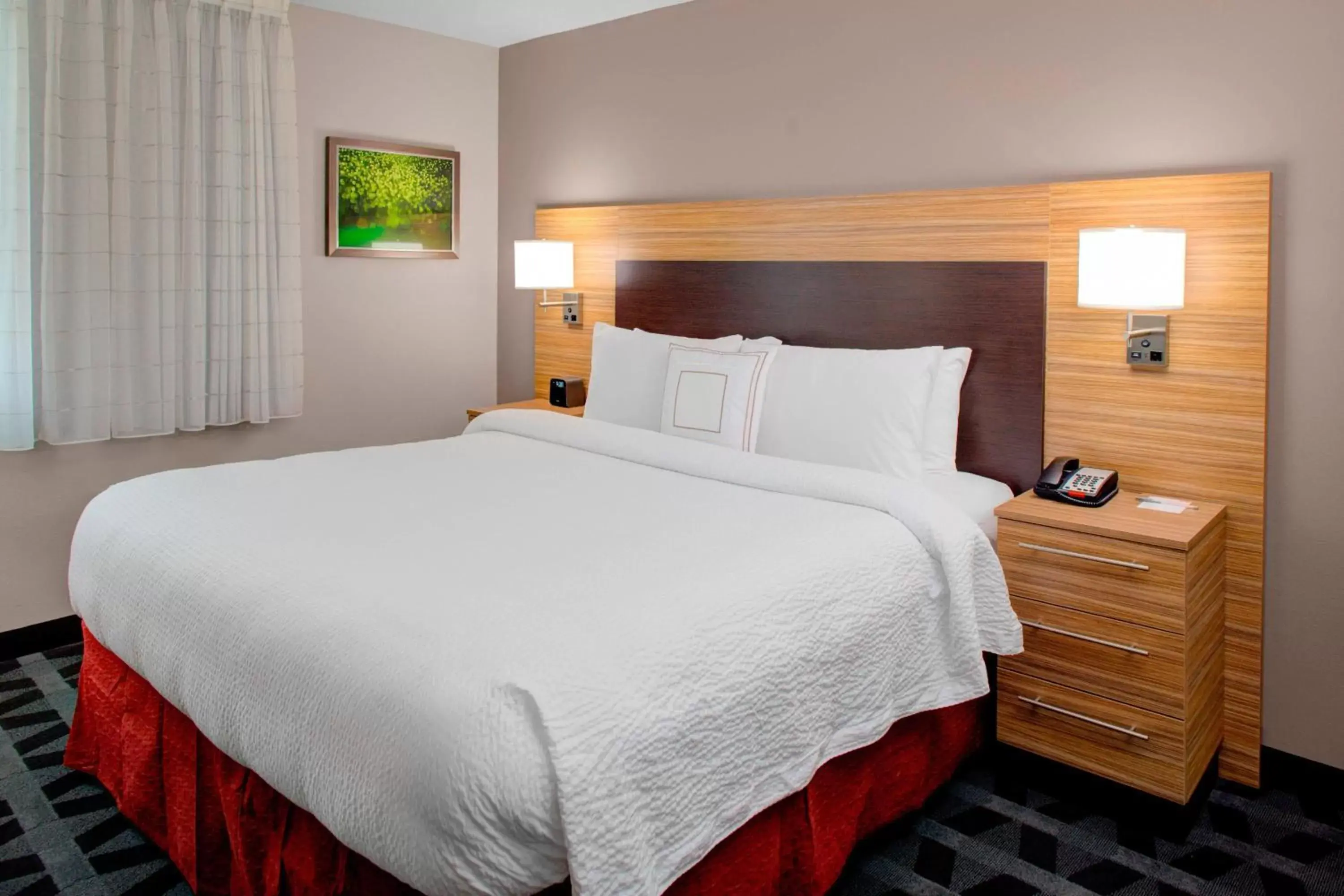 Photo of the whole room, Bed in TownePlace Suites by Marriott Parkersburg