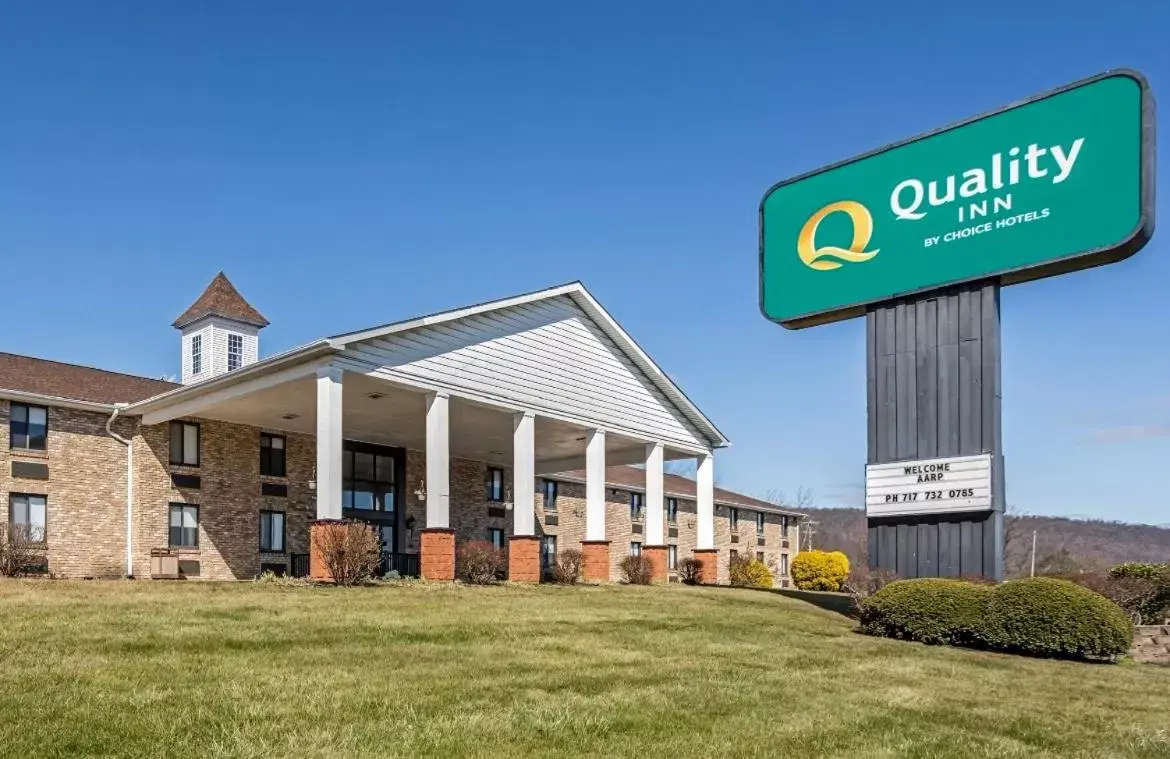 Property Building in Quality Inn Riverview Enola-Harrisburg