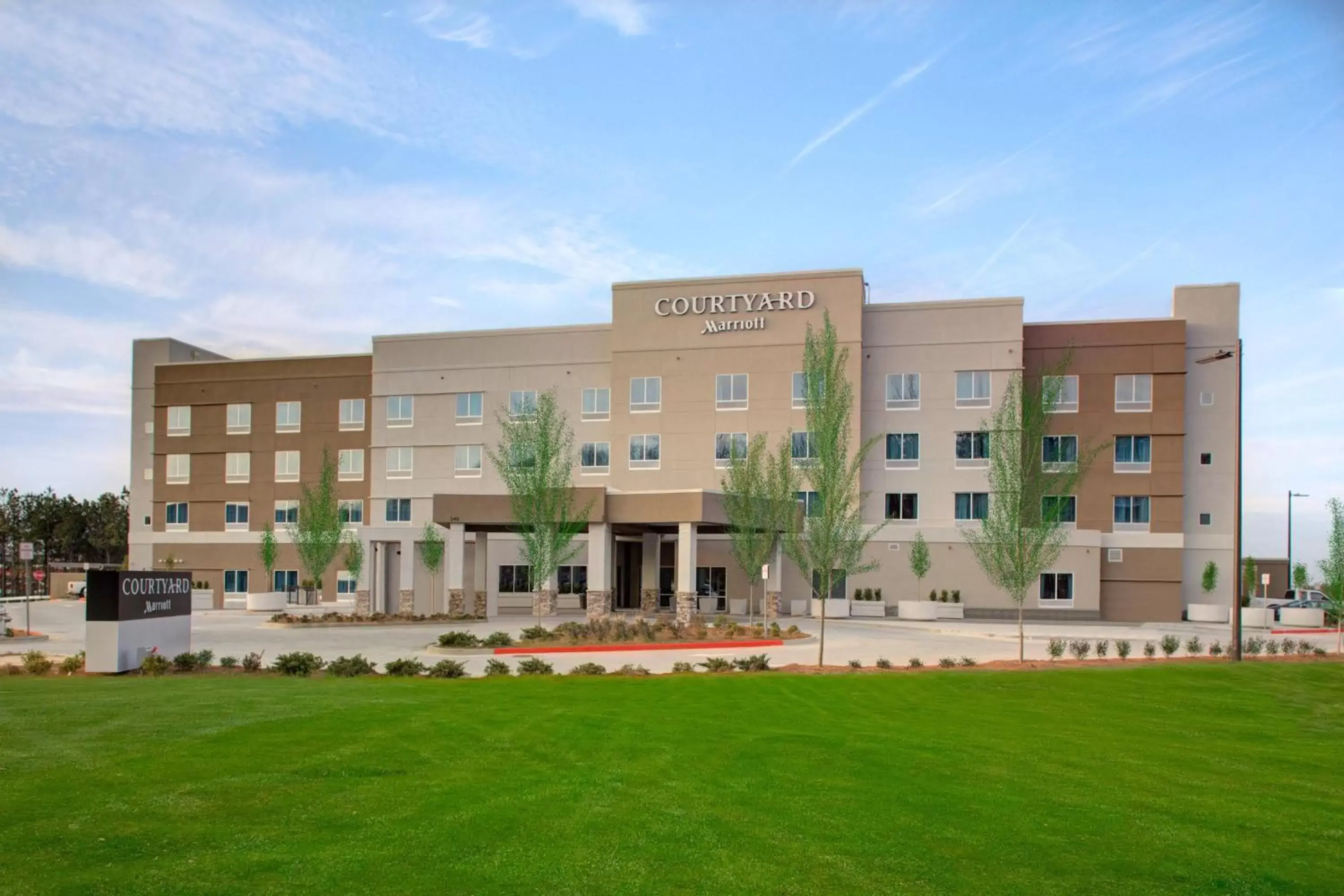 Property Building in Courtyard by Marriott Atlanta Kennesaw