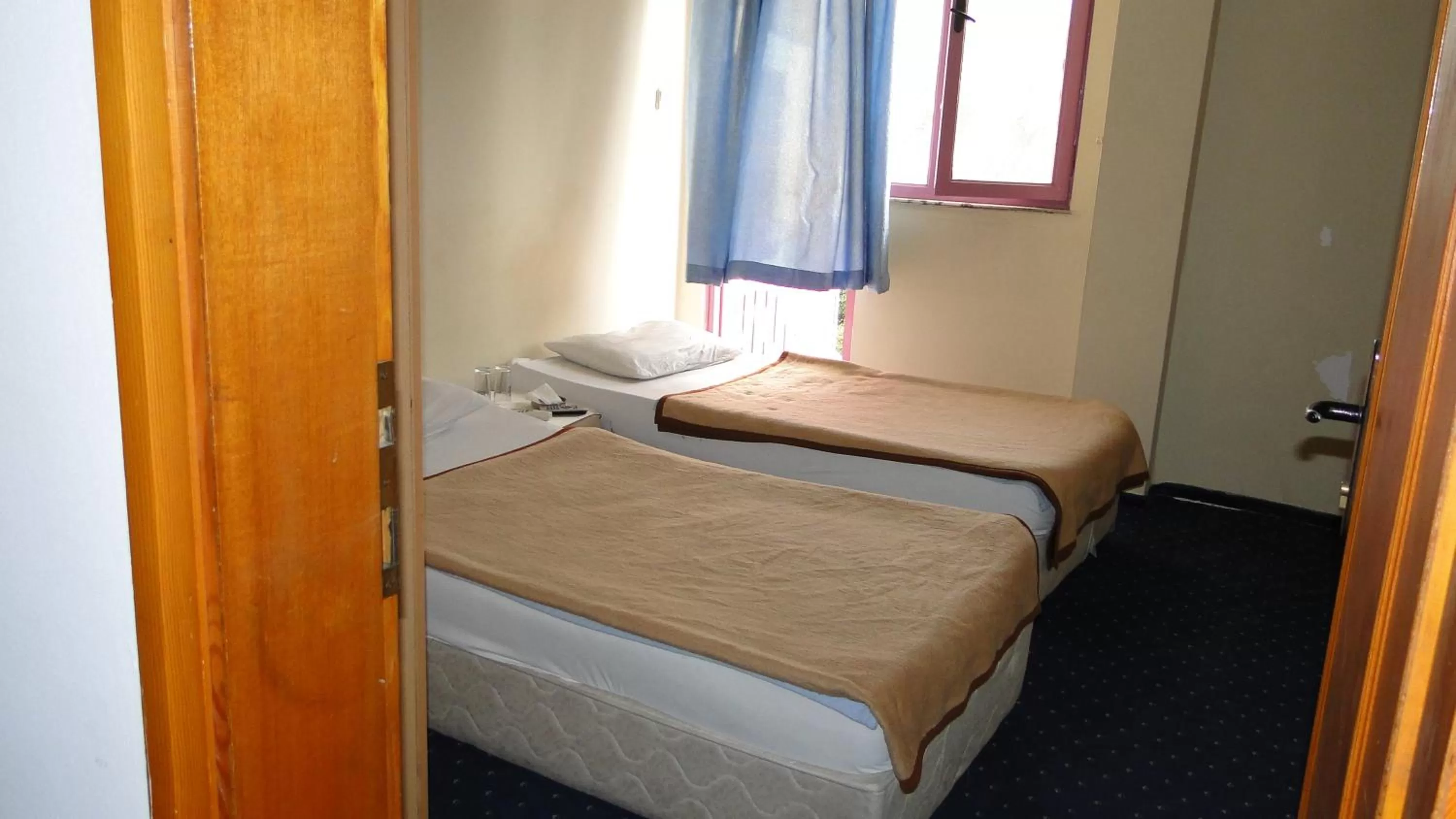 Day, Bed in Sunrise Hotel