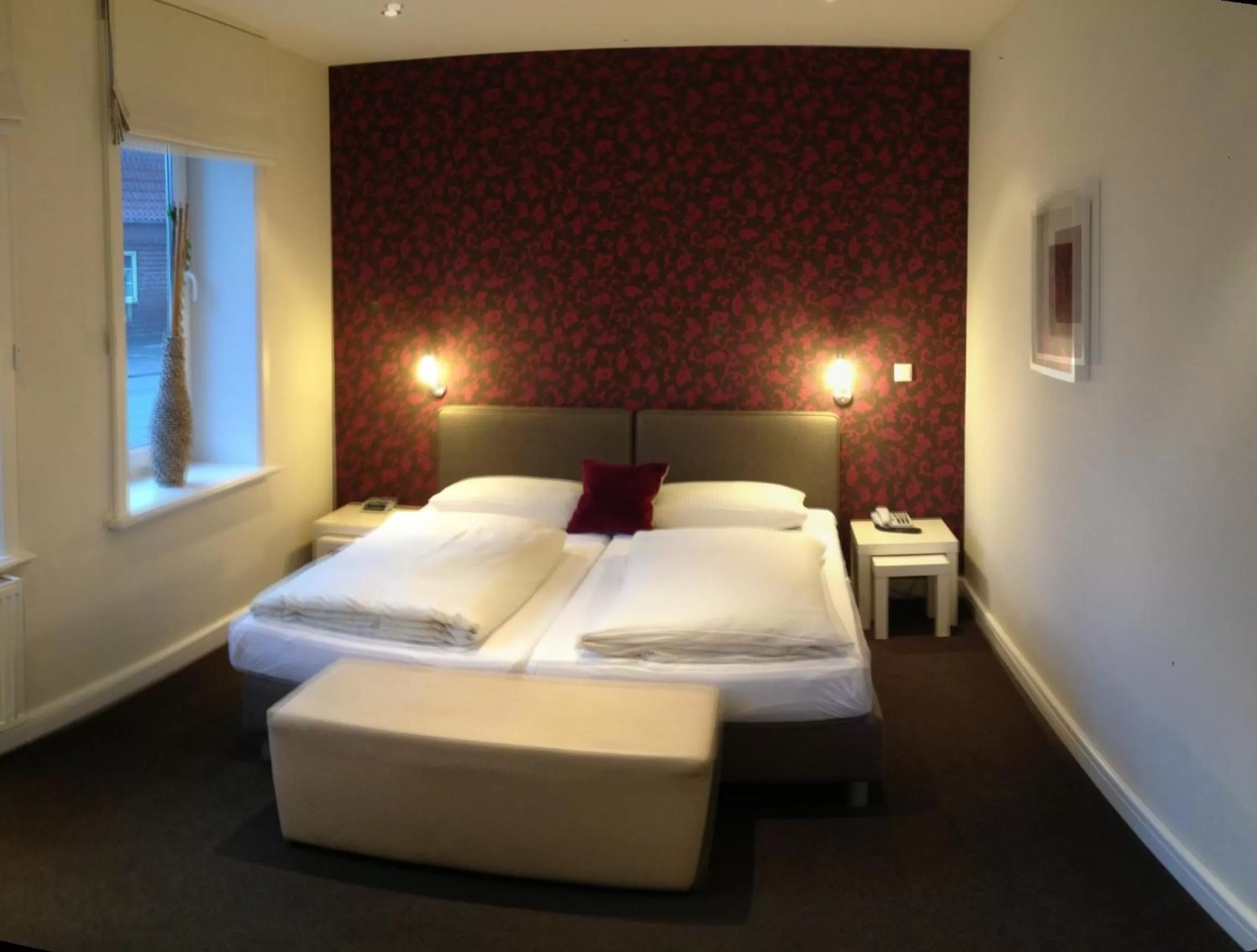 Bed in Hotel Insel Pension