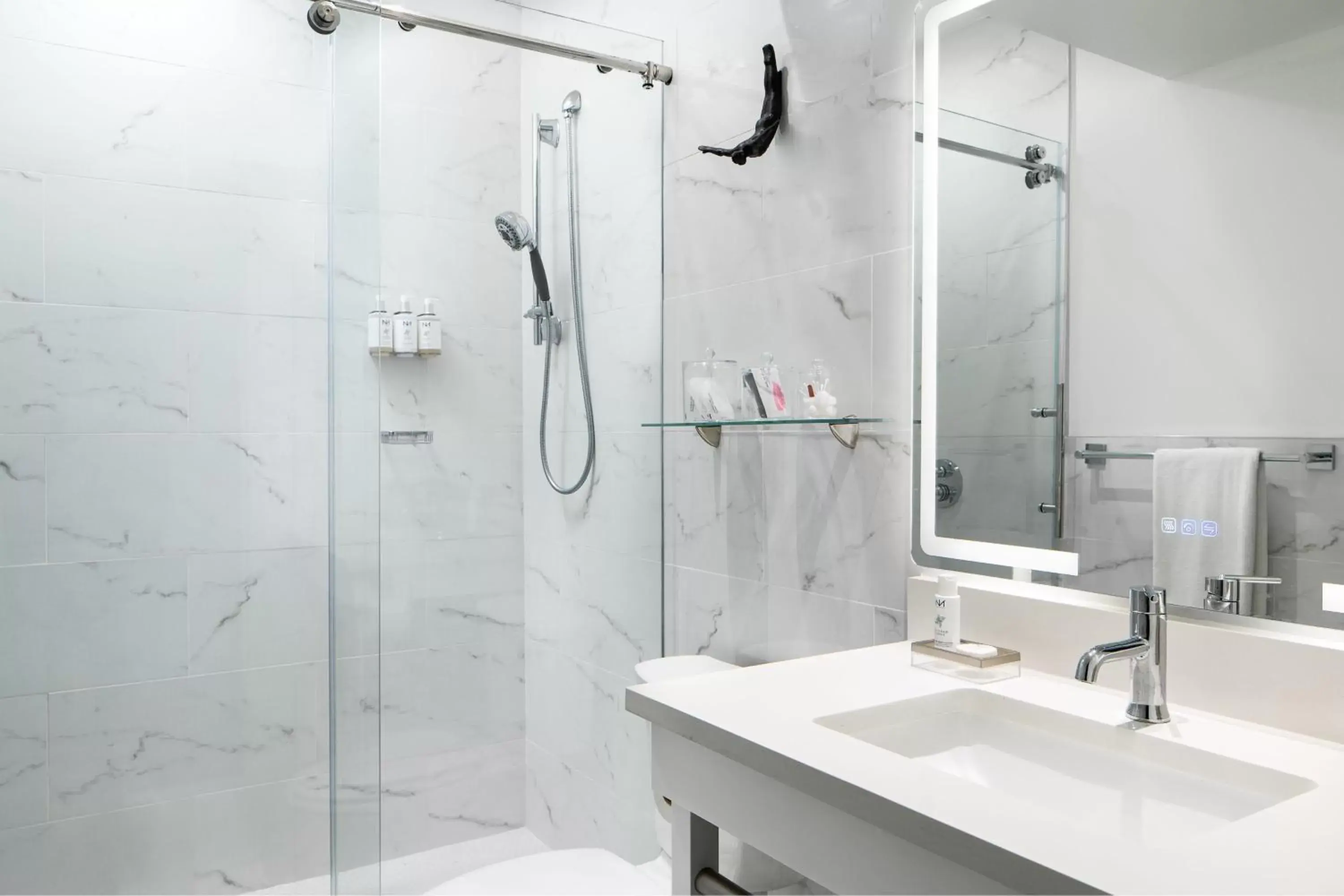 Bathroom in Grand Galvez Resort, Autograph Collection