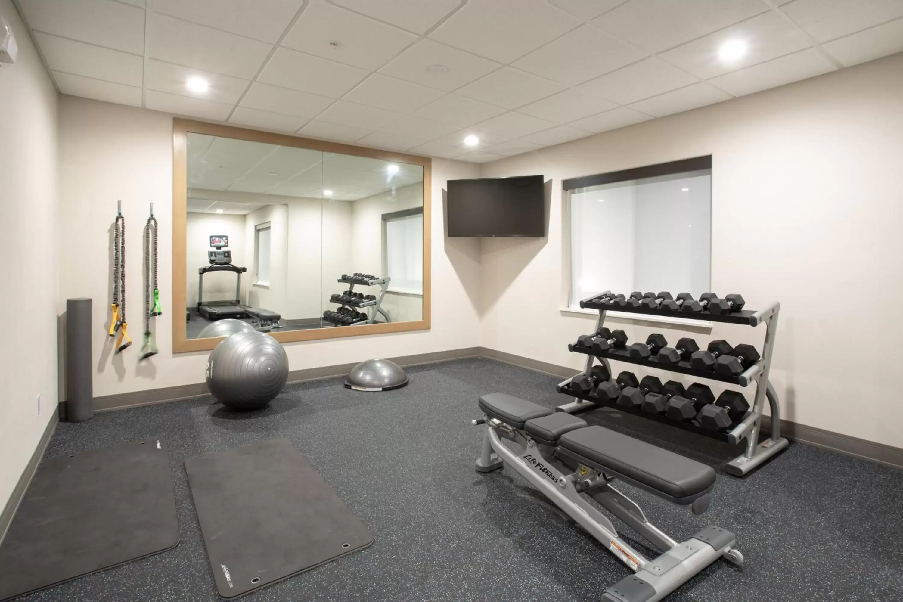 Fitness centre/facilities, Fitness Center/Facilities in Holiday Inn Express Hotel & Suites Grand Junction, an IHG Hotel