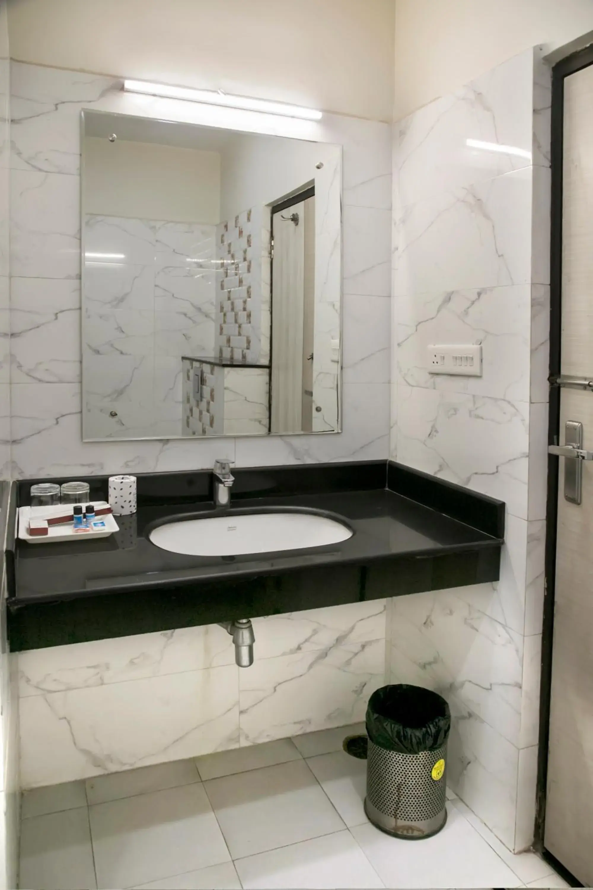 Bathroom in Hotel Ganges Grand