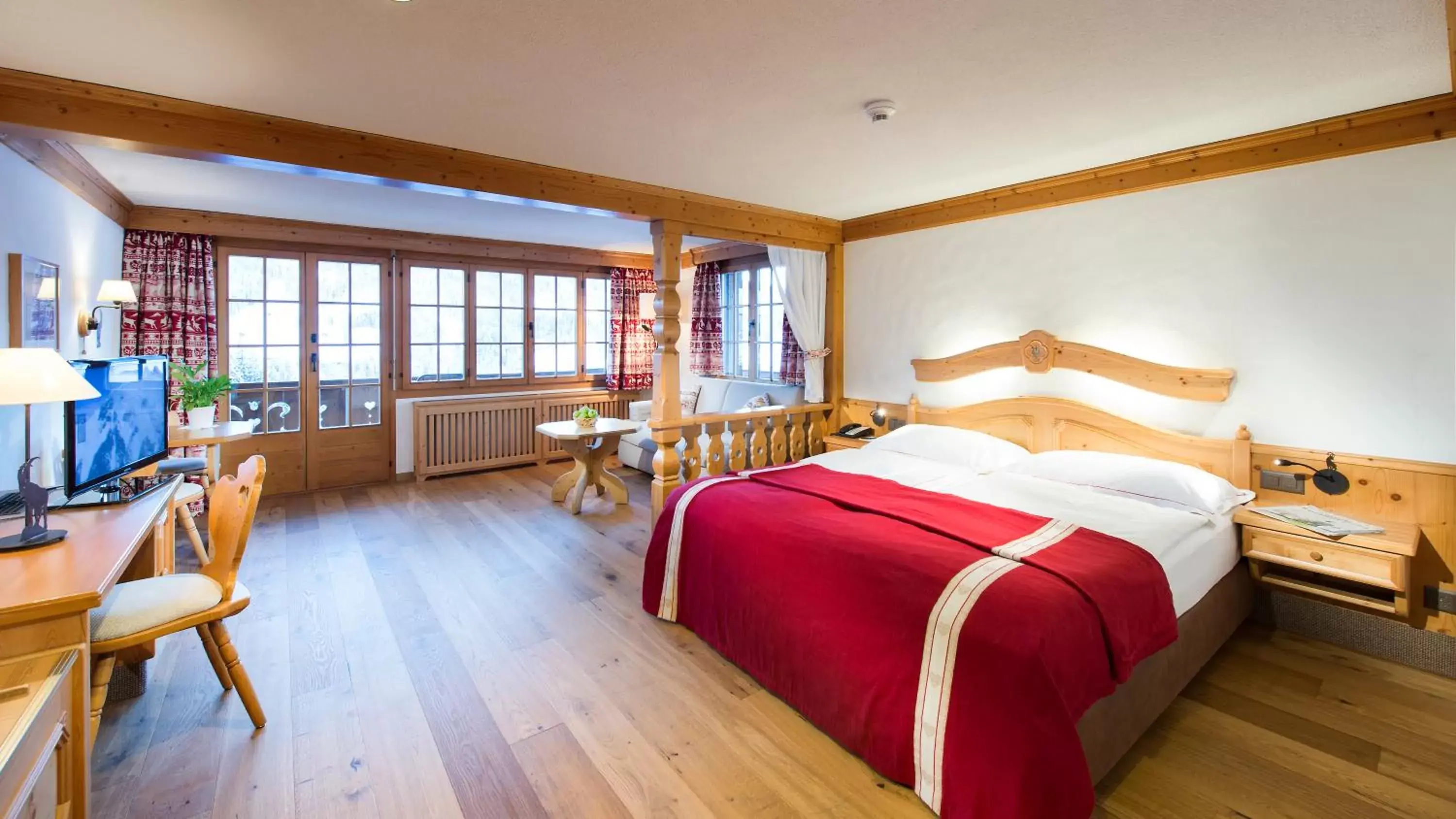 Photo of the whole room in Geniesserhotel Le Grand Chalet