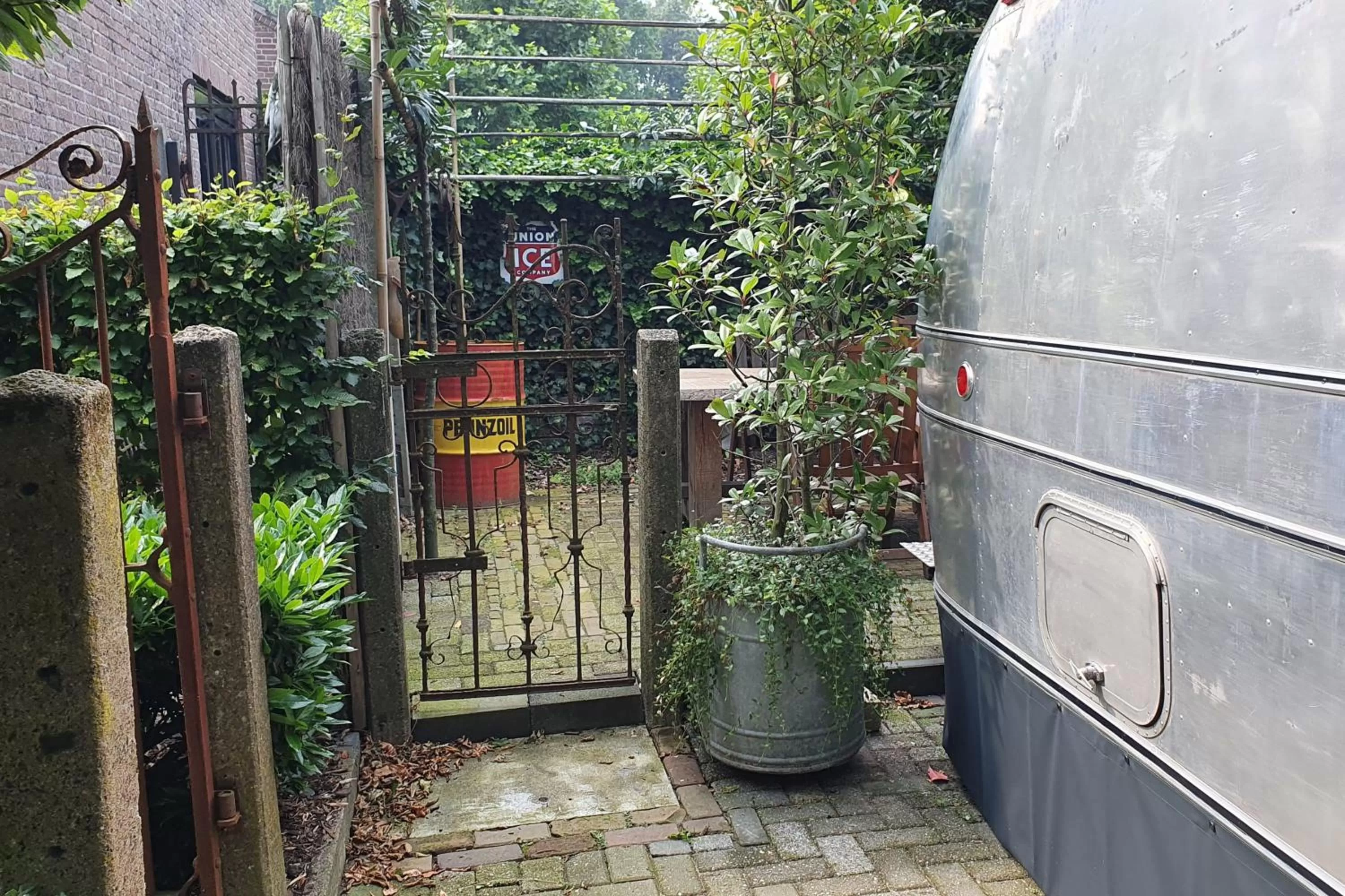 Garden in AirstreamNB