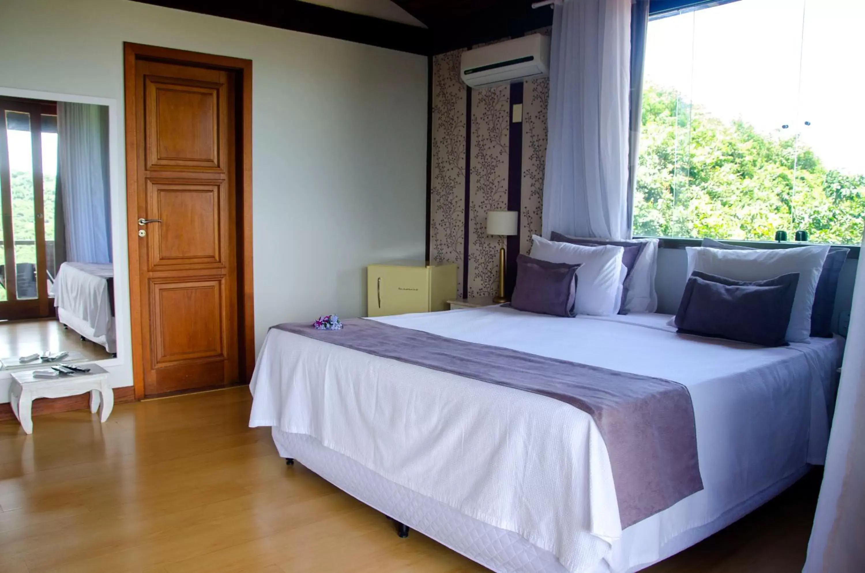 Photo of the whole room, Bed in Ilha Branca Exclusive Hotel