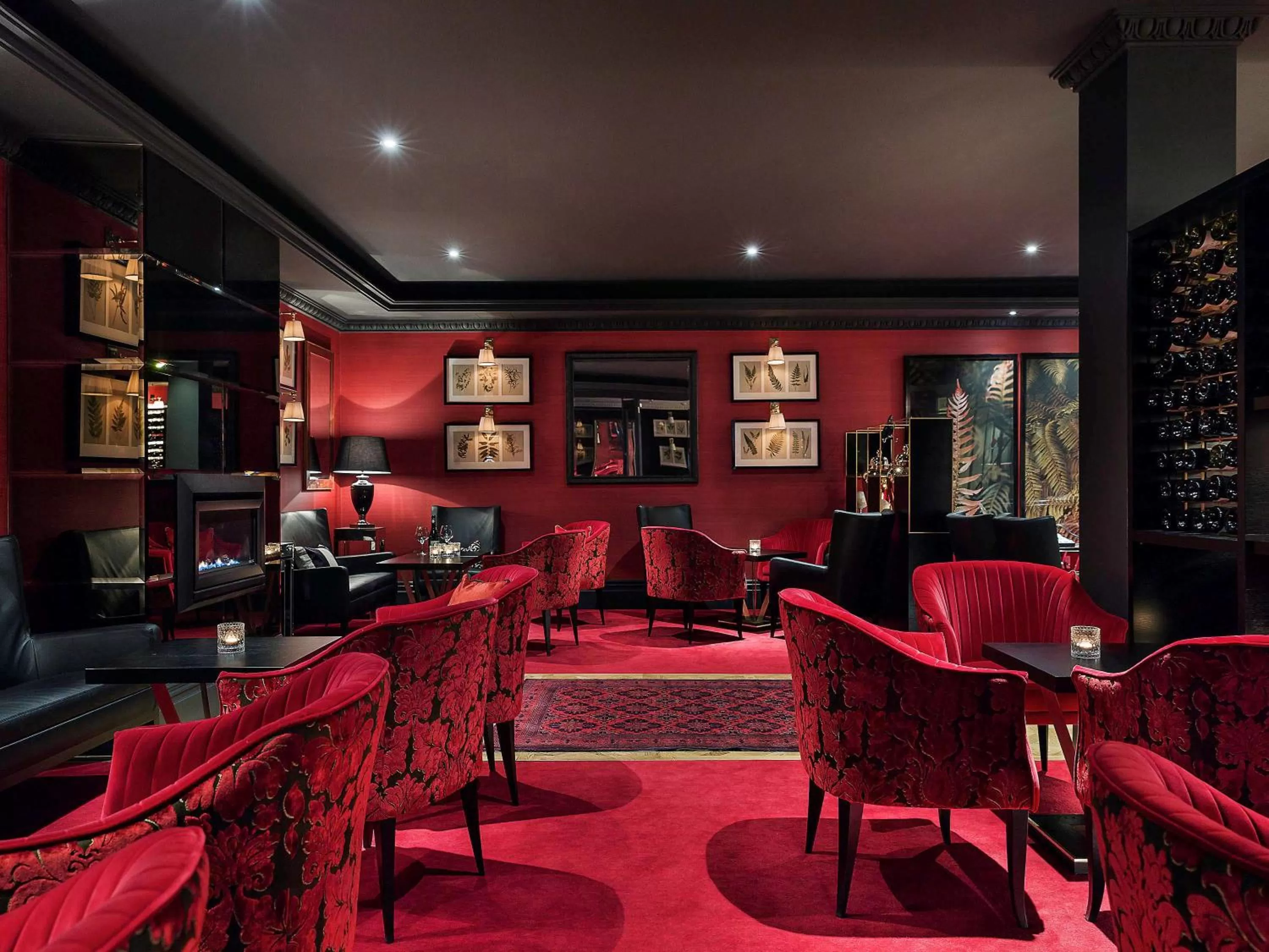 Lounge or bar in Sofitel Queenstown Hotel & Spa
