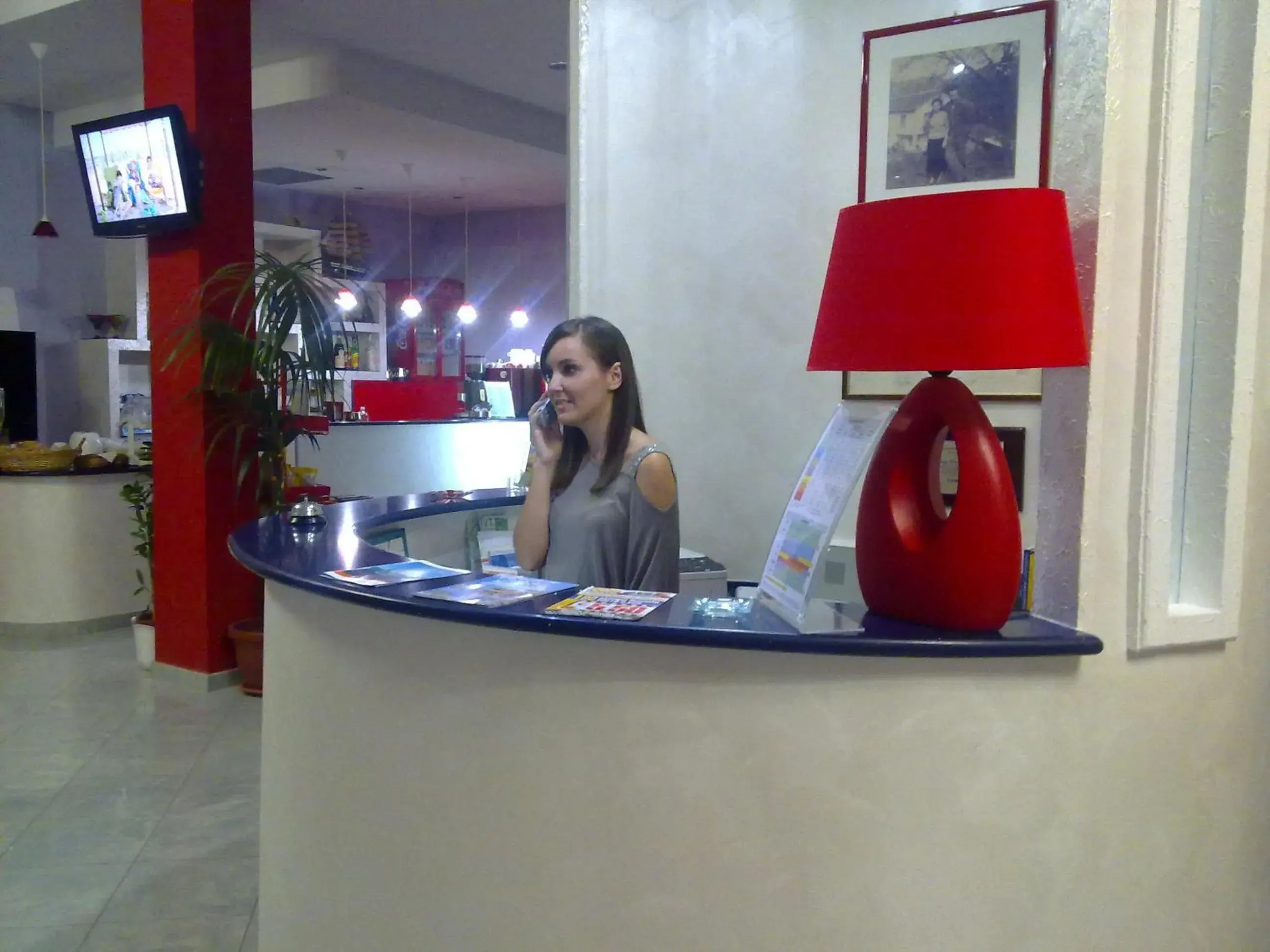 Staff, Lobby/Reception in Hotel Jonic