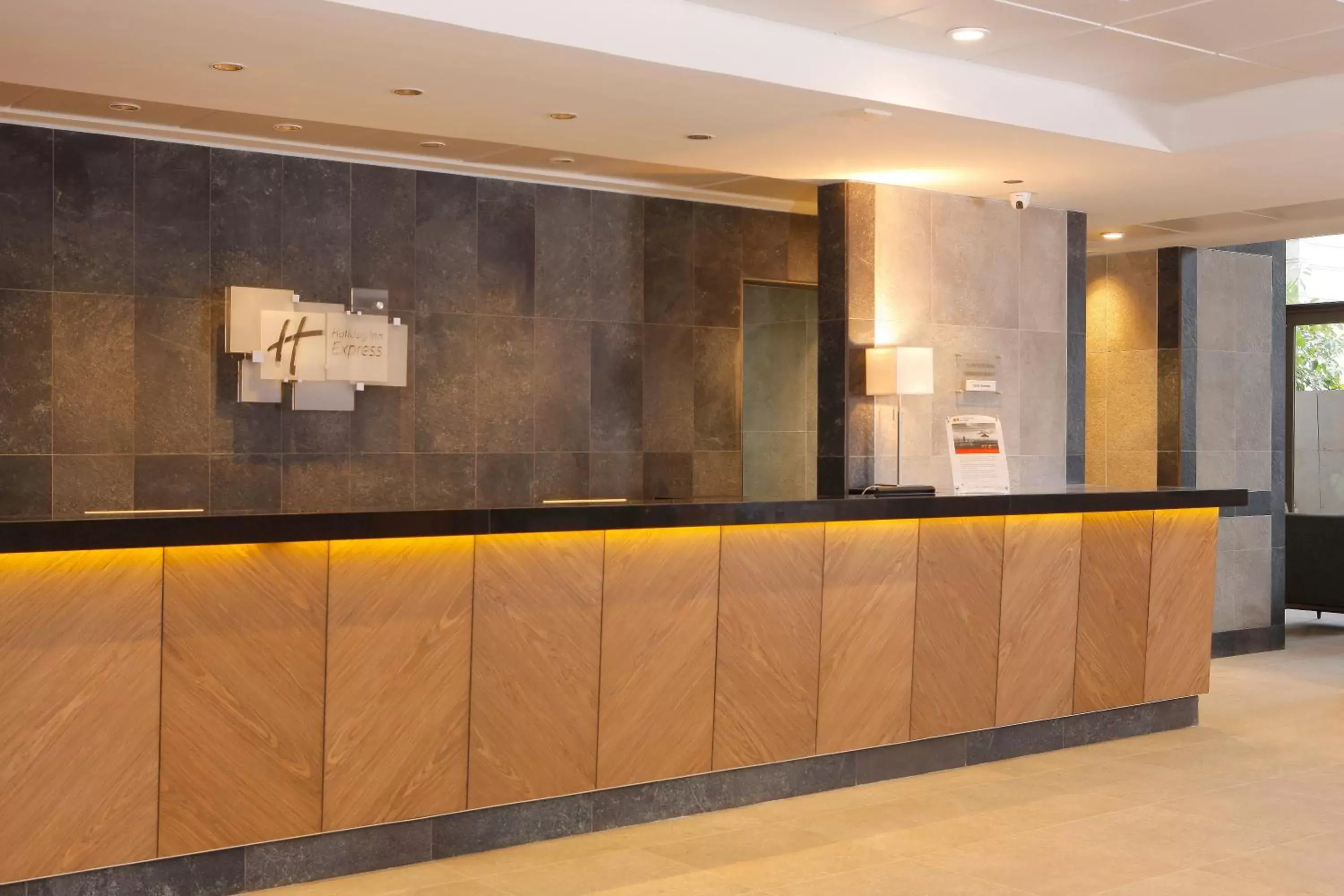 Property building, Lobby/Reception in Holiday Inn Express - Concepcion, an IHG Hotel