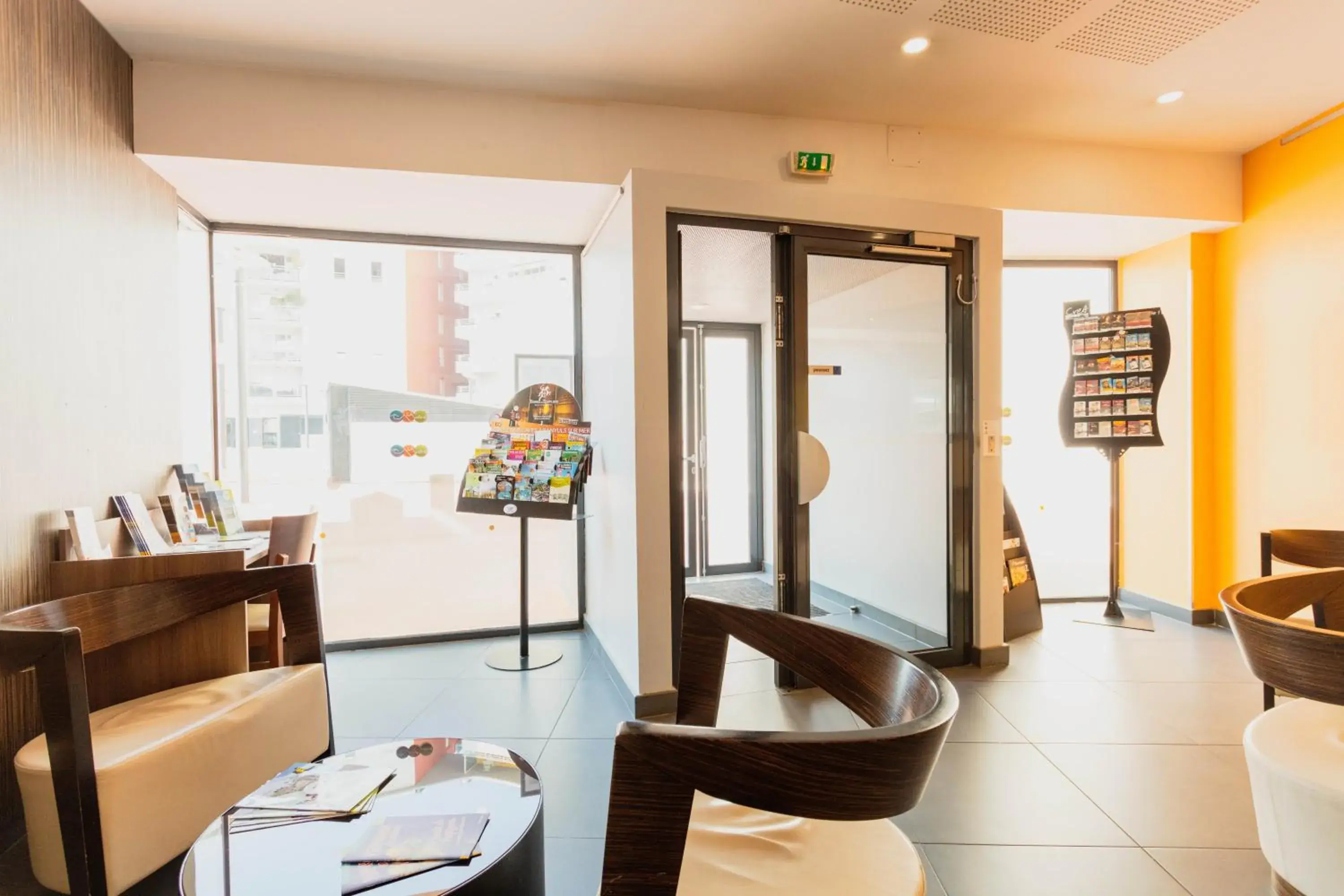 Lobby or reception in Appart-Hotel Mer & Golf City Perpignan Centre