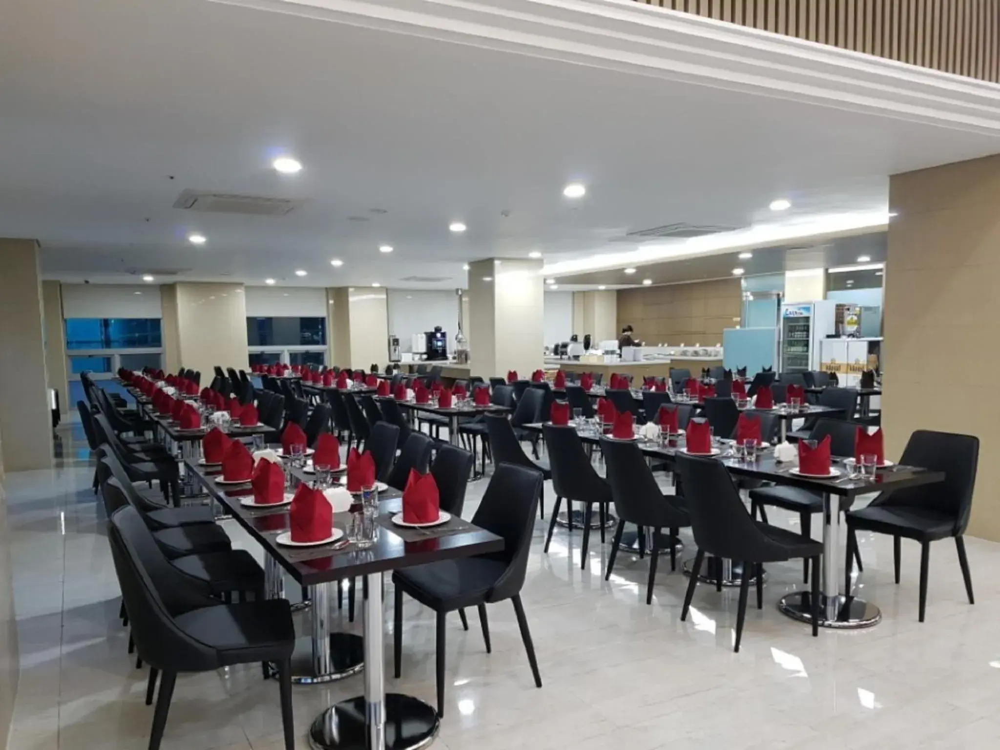 Restaurant/Places to Eat in Ramada Jeju City Hall