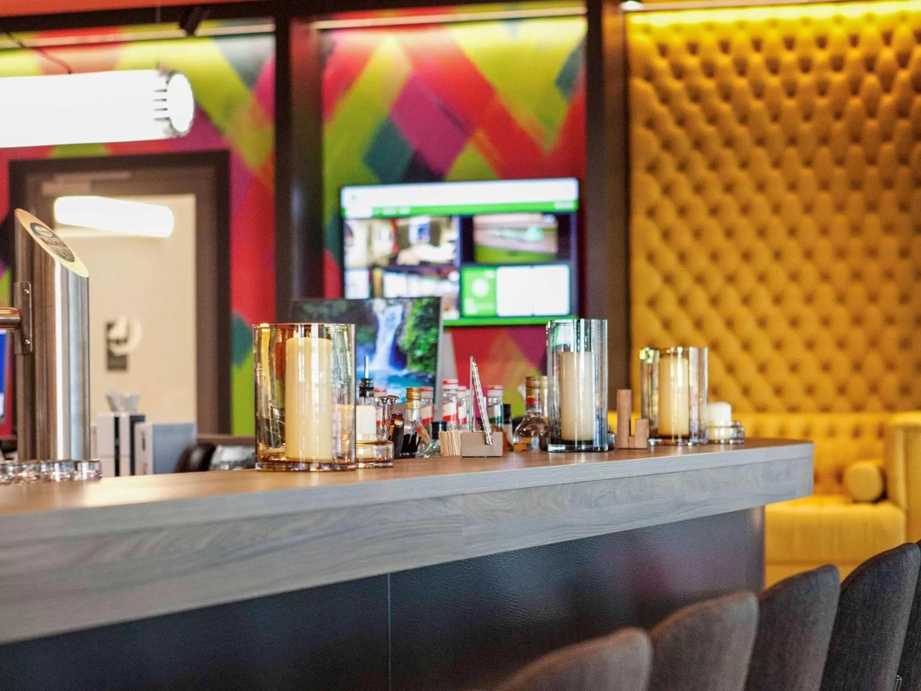 Lounge or bar, Lounge/Bar in ibis Styles Parndorf Neusiedler See