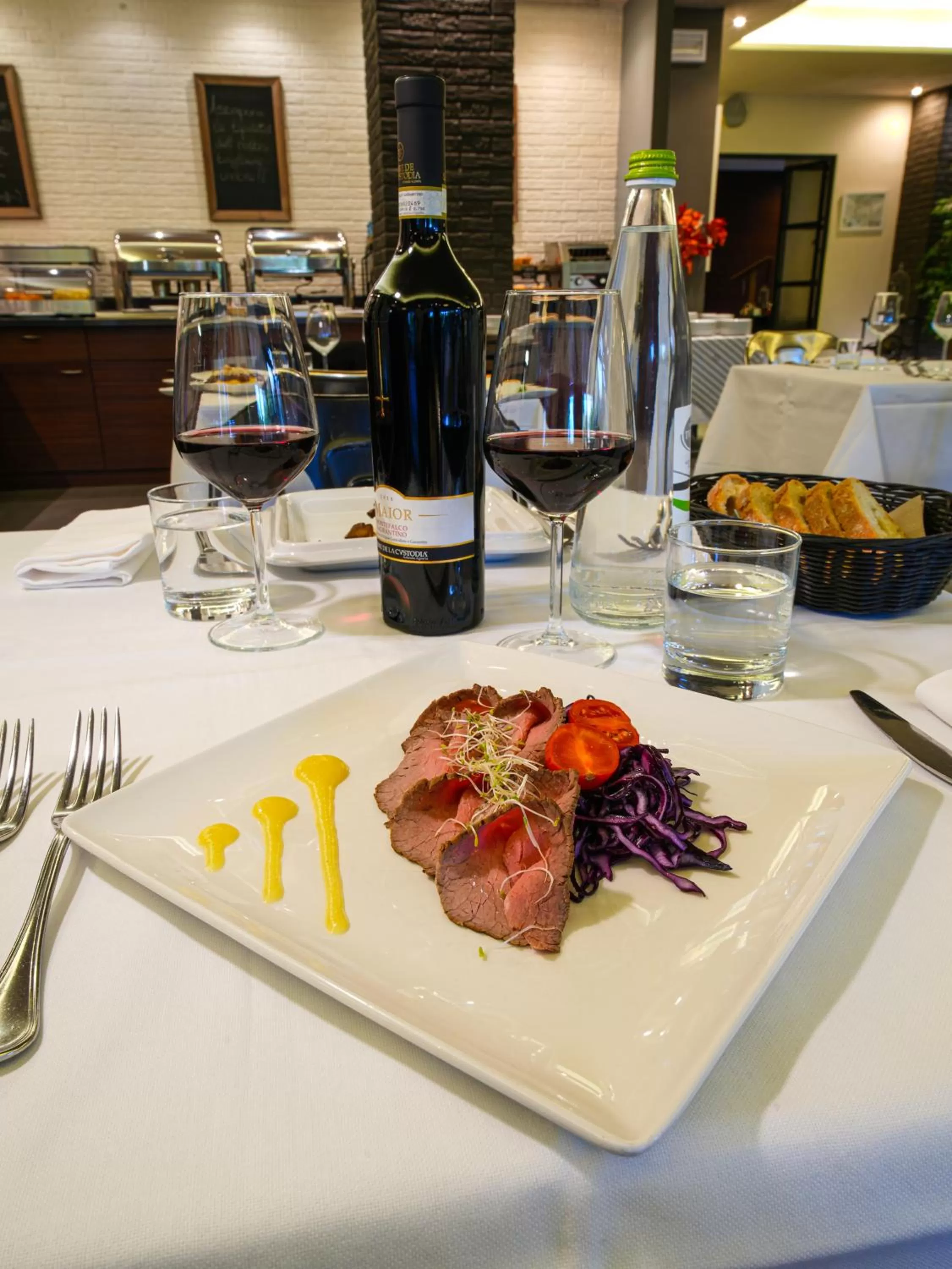 La Meridiana Bleisure Hotel