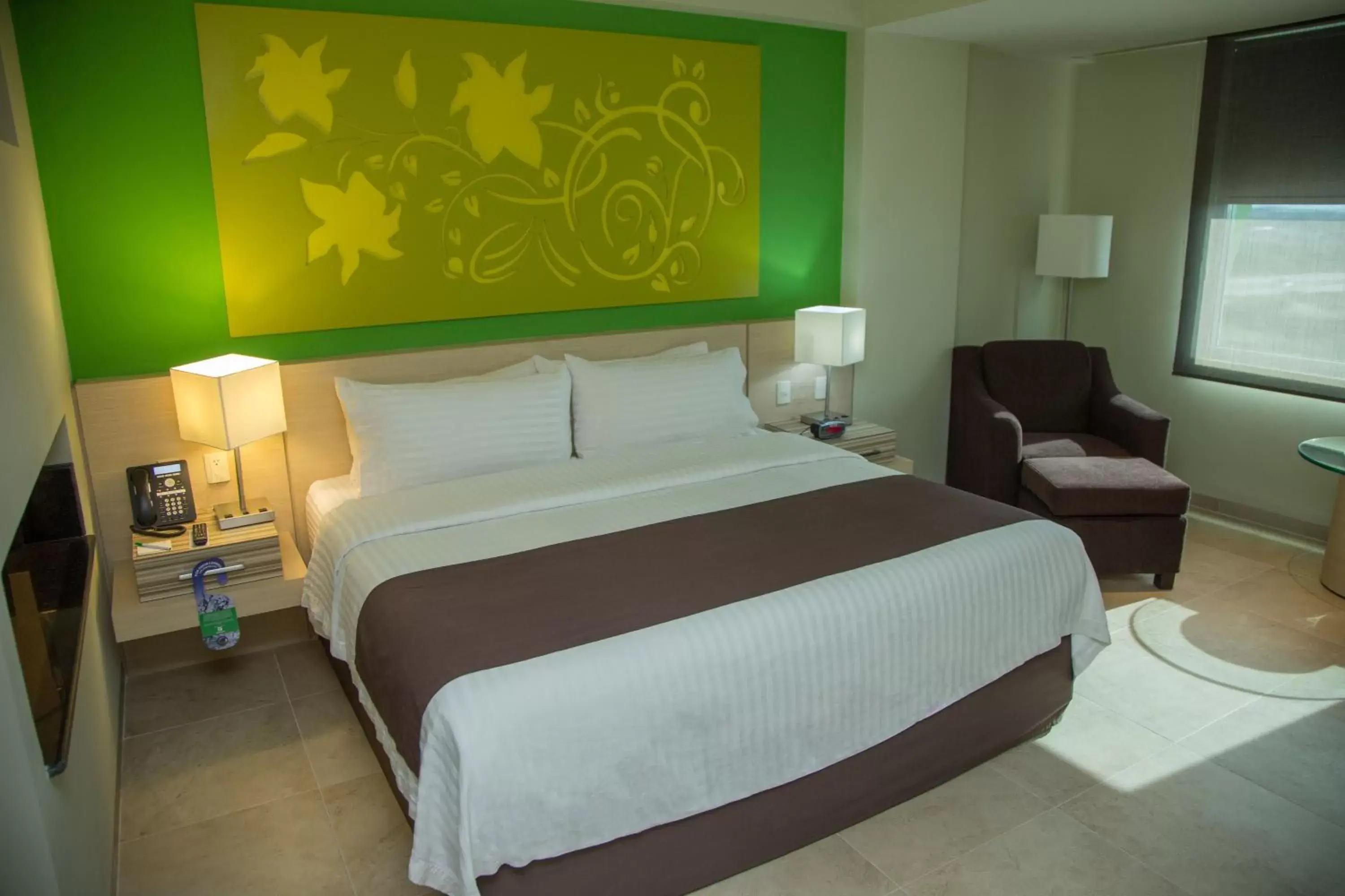 Photo of the whole room, Bed in Holiday Inn Coatzacoalcos, an IHG Hotel