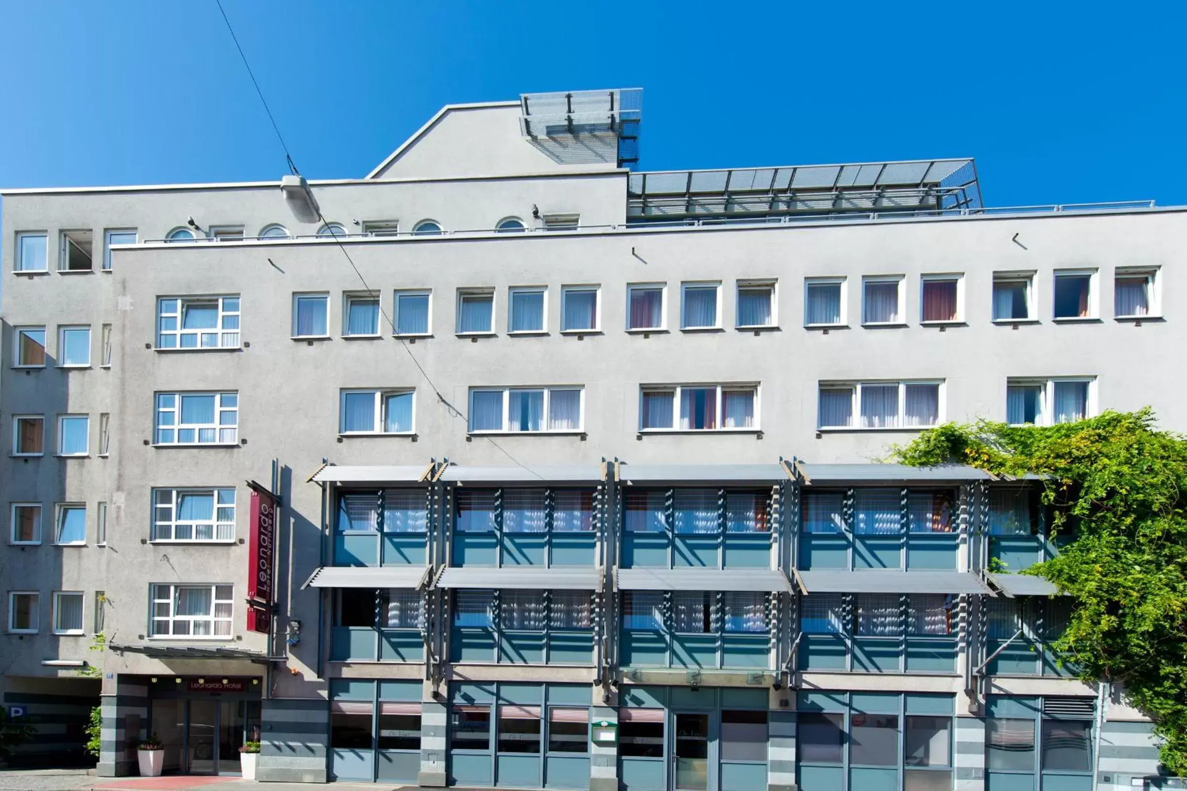 Facade/entrance, Property Building in Leonardo Hotel Nürnberg