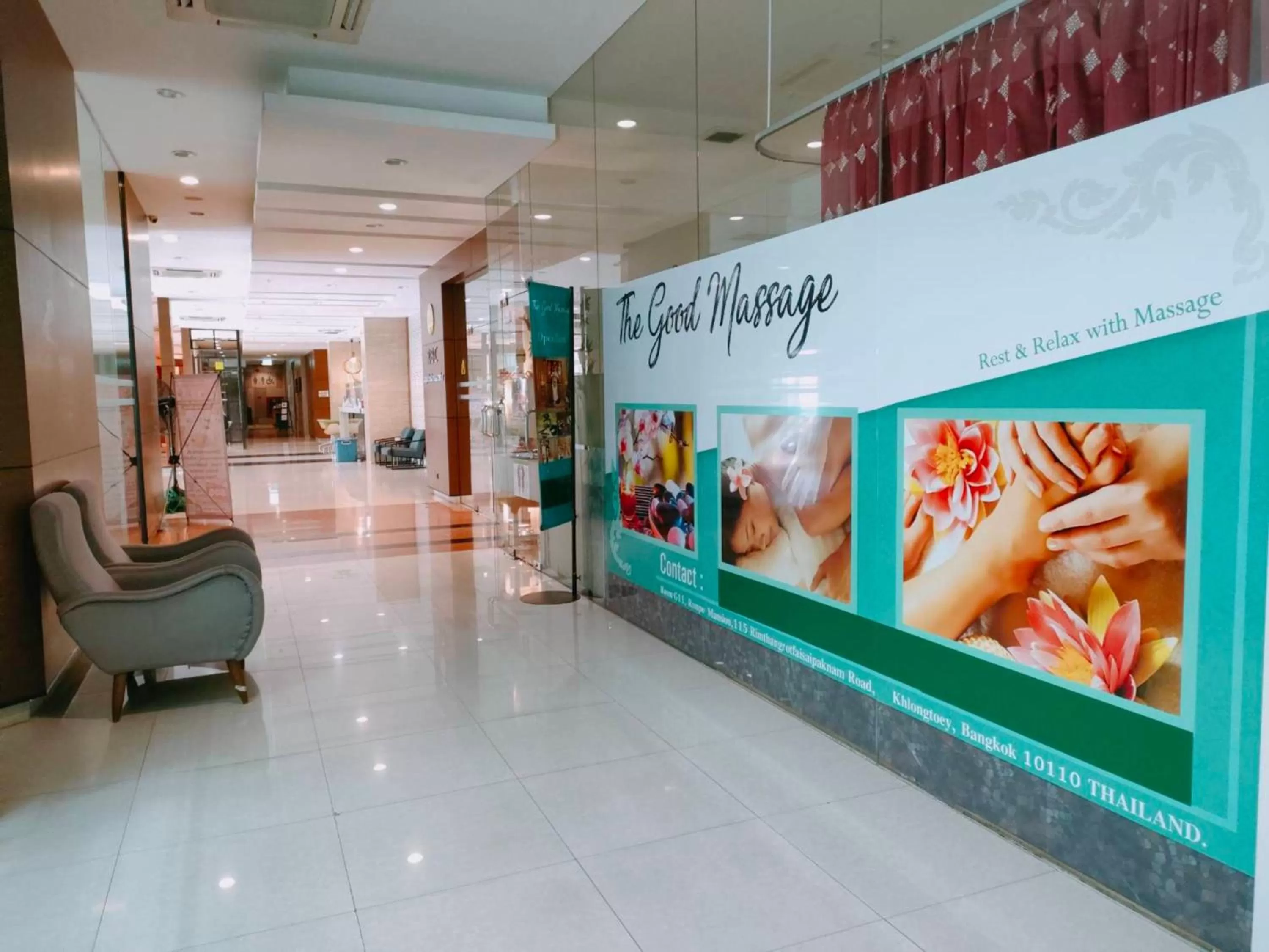 Massage in At 115 Hotel By Rompo