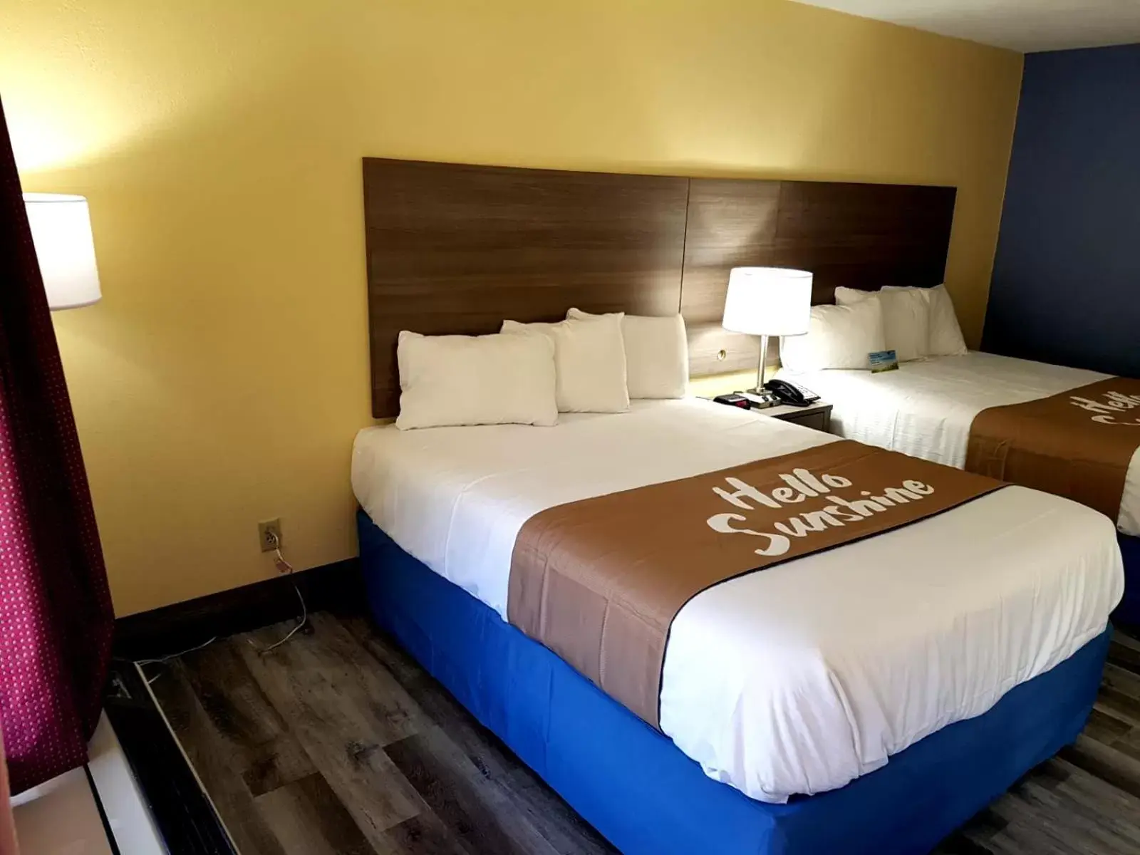 Bed in Days Inn by Wyndham Cleveland TN