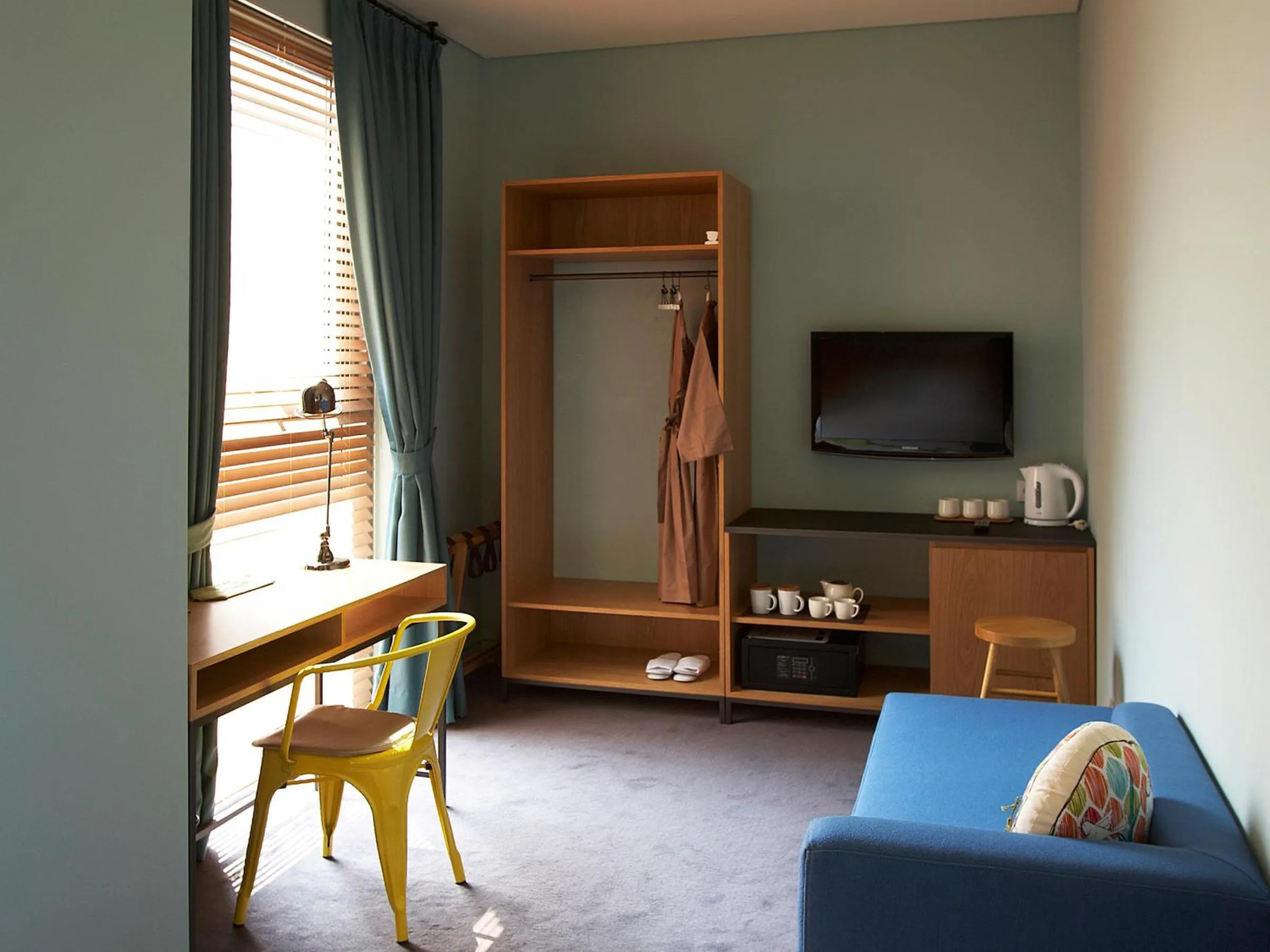 Seating area in La Casa Hotel Seoul