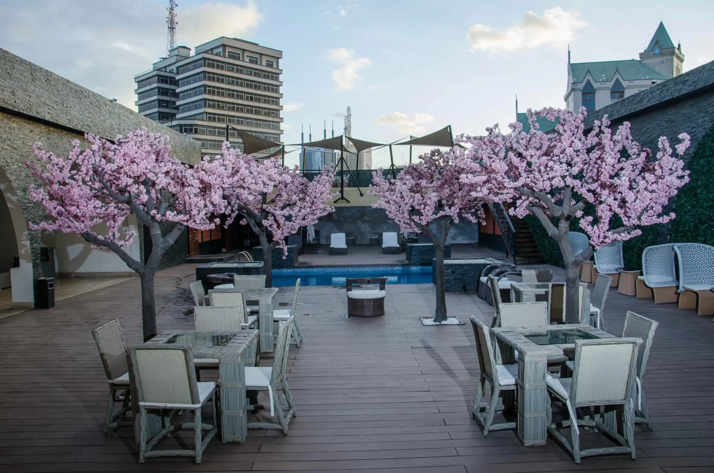 Swimming pool in Best Western Plus Meridian Hotel