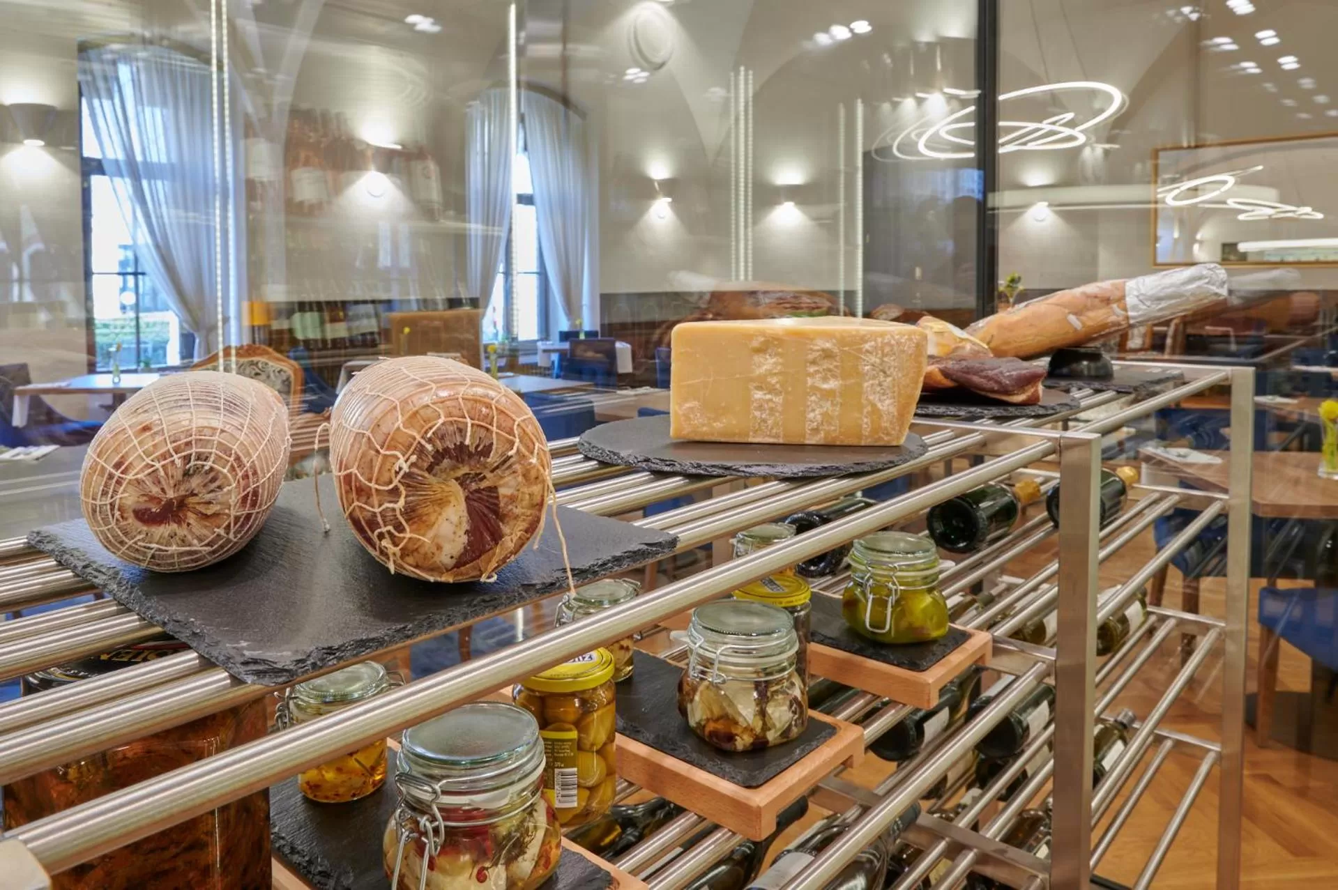 Restaurant/places to eat in Hotel Štekl