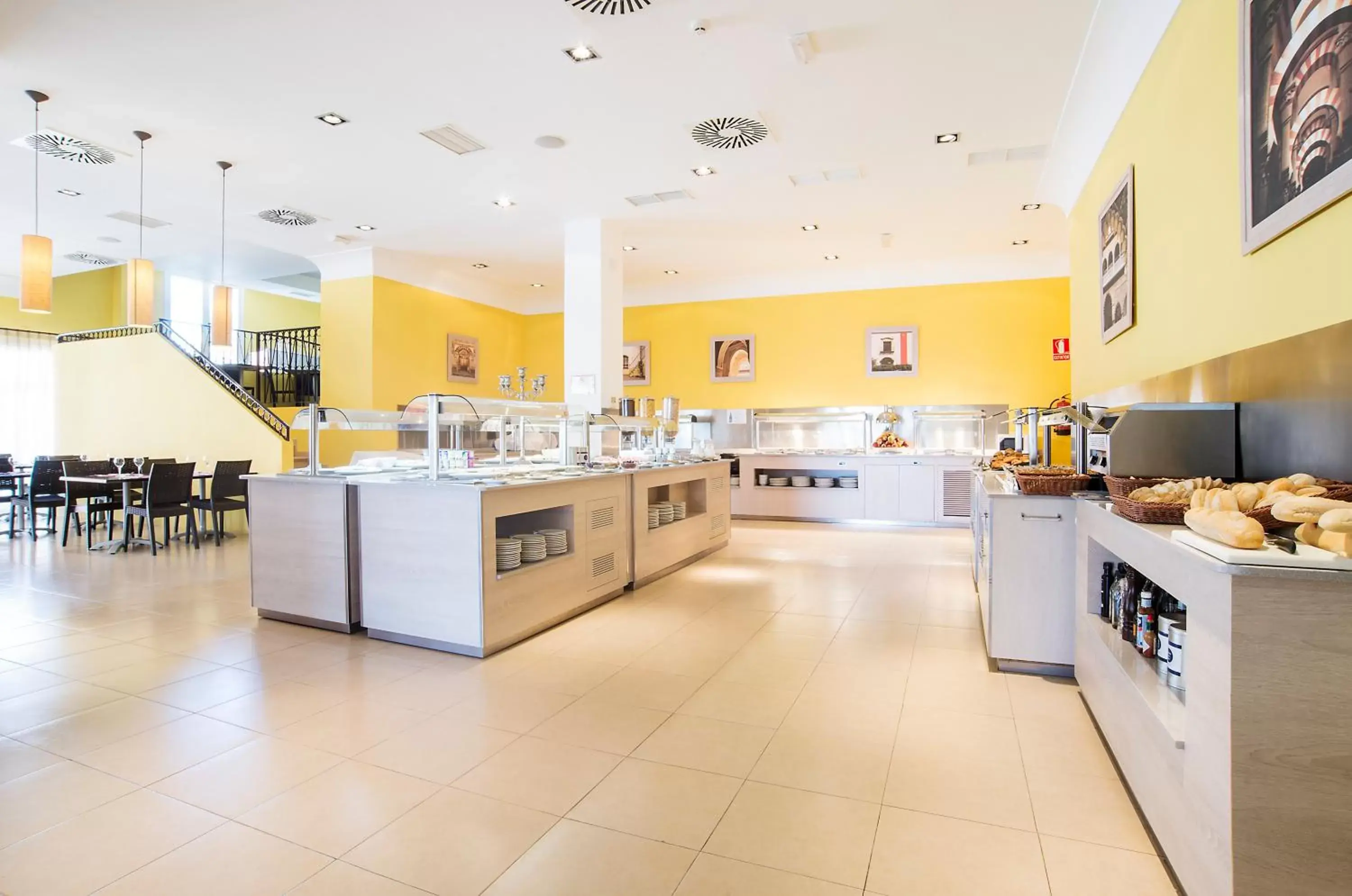 Restaurant/places to eat, Kitchen/Kitchenette in Pierre & Vacances Resort Terrazas Costa del Sol