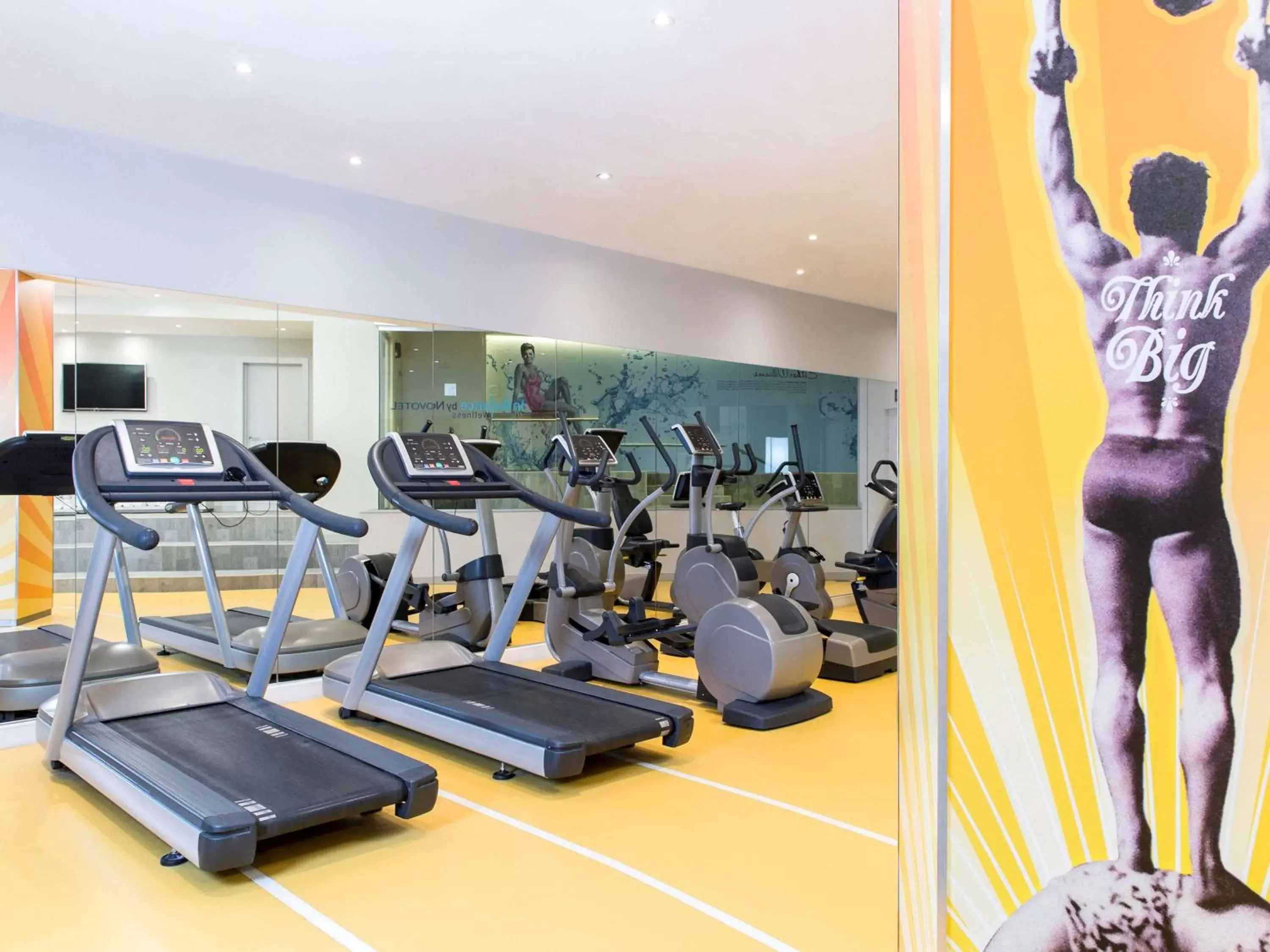 Property building, Fitness Center/Facilities in Novotel Brussels City Centre