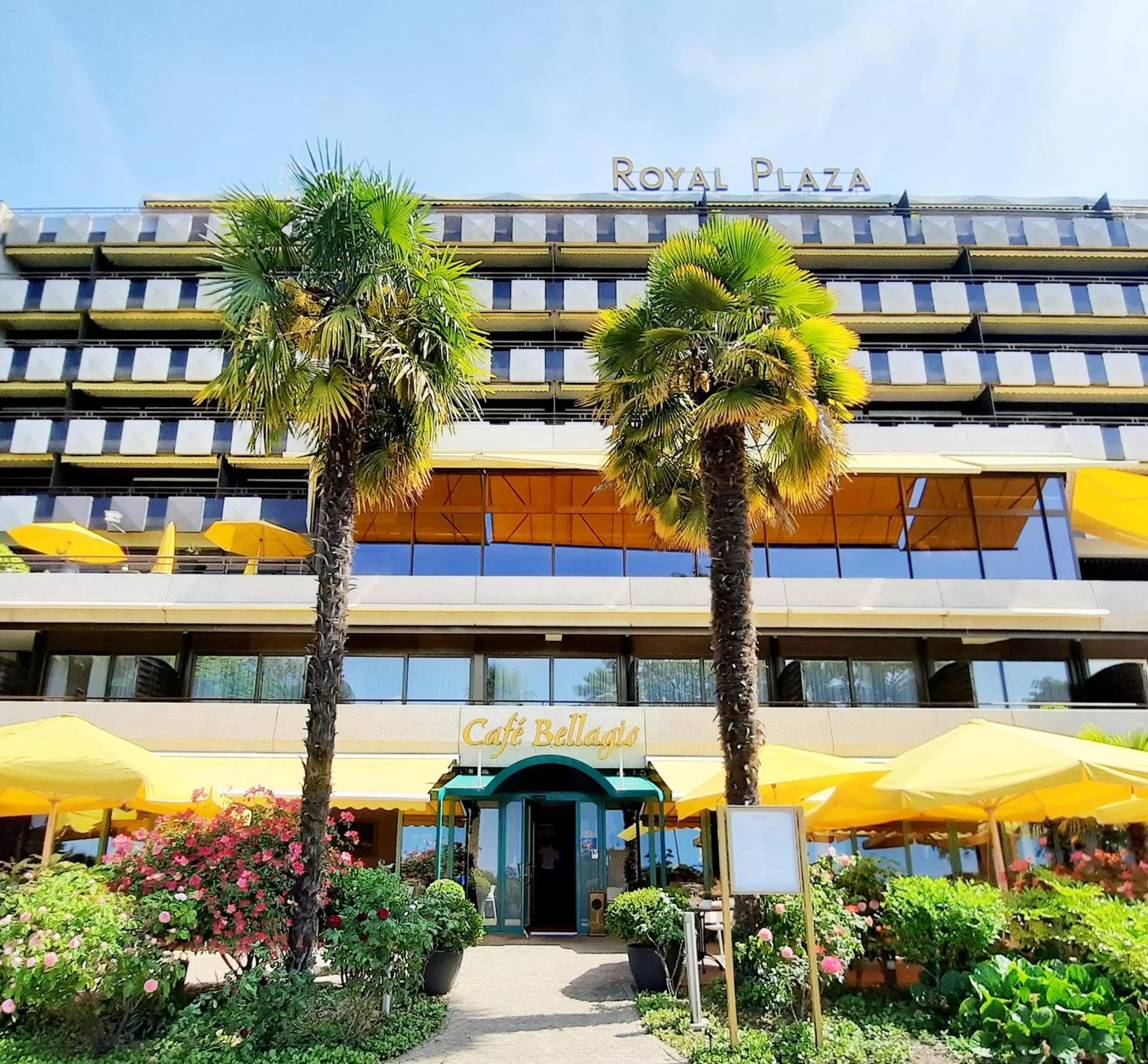 Property building in Royal Plaza Montreux