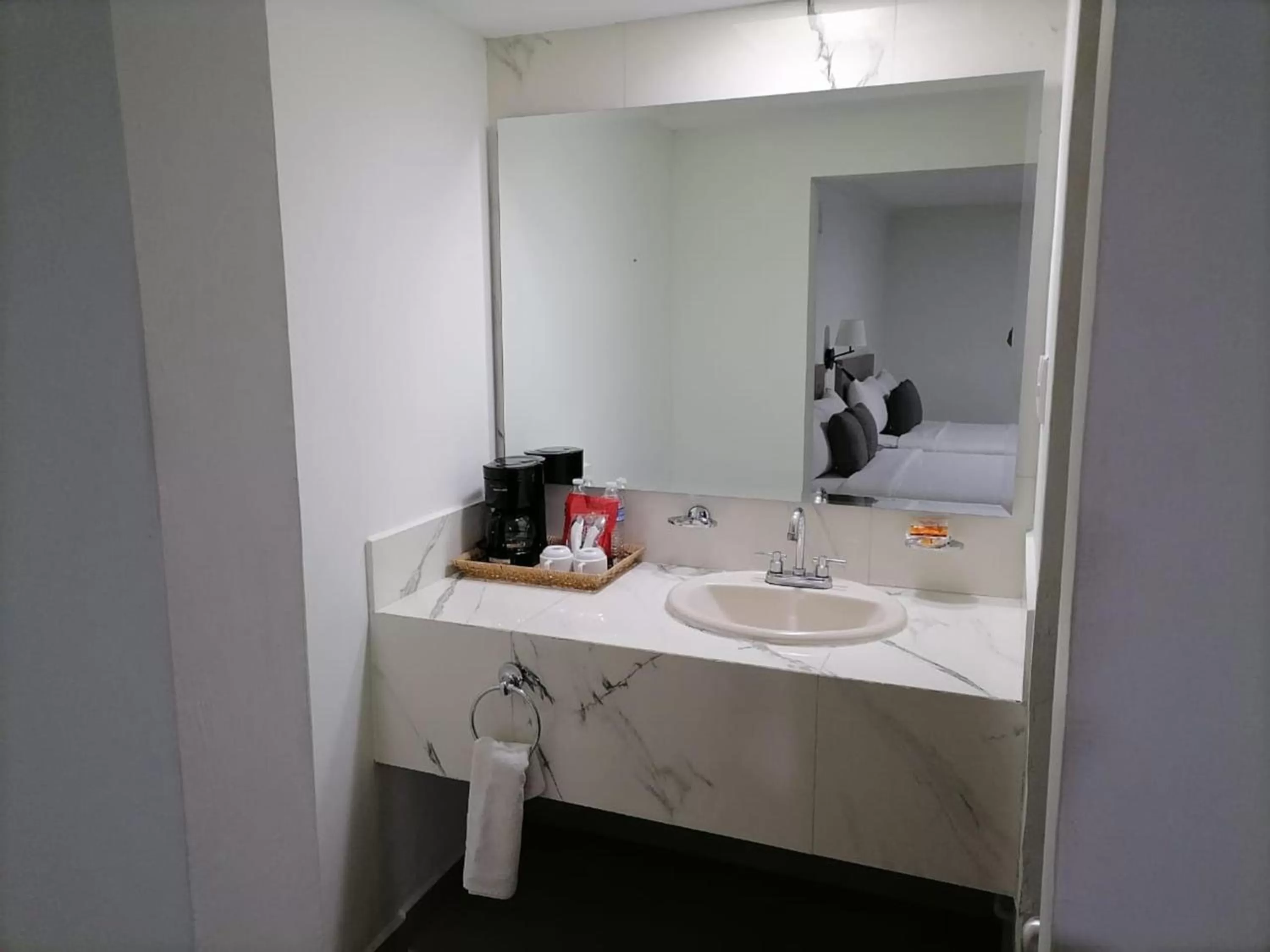 Bathroom in InHouse Hotel Culiacán